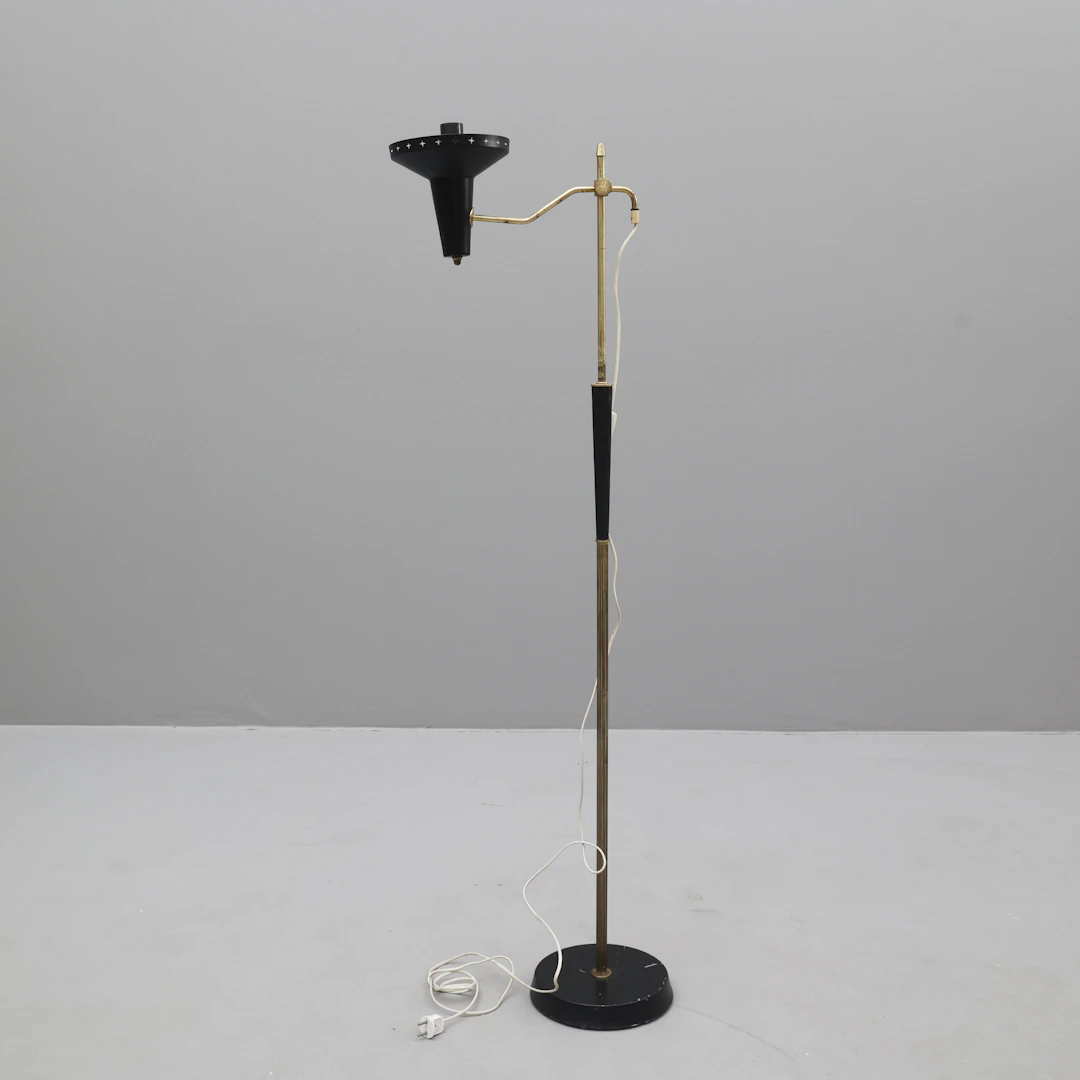 GOLVLAMPA,AB armatur hantverk Göteborg modellnr 129, 1950-tal.