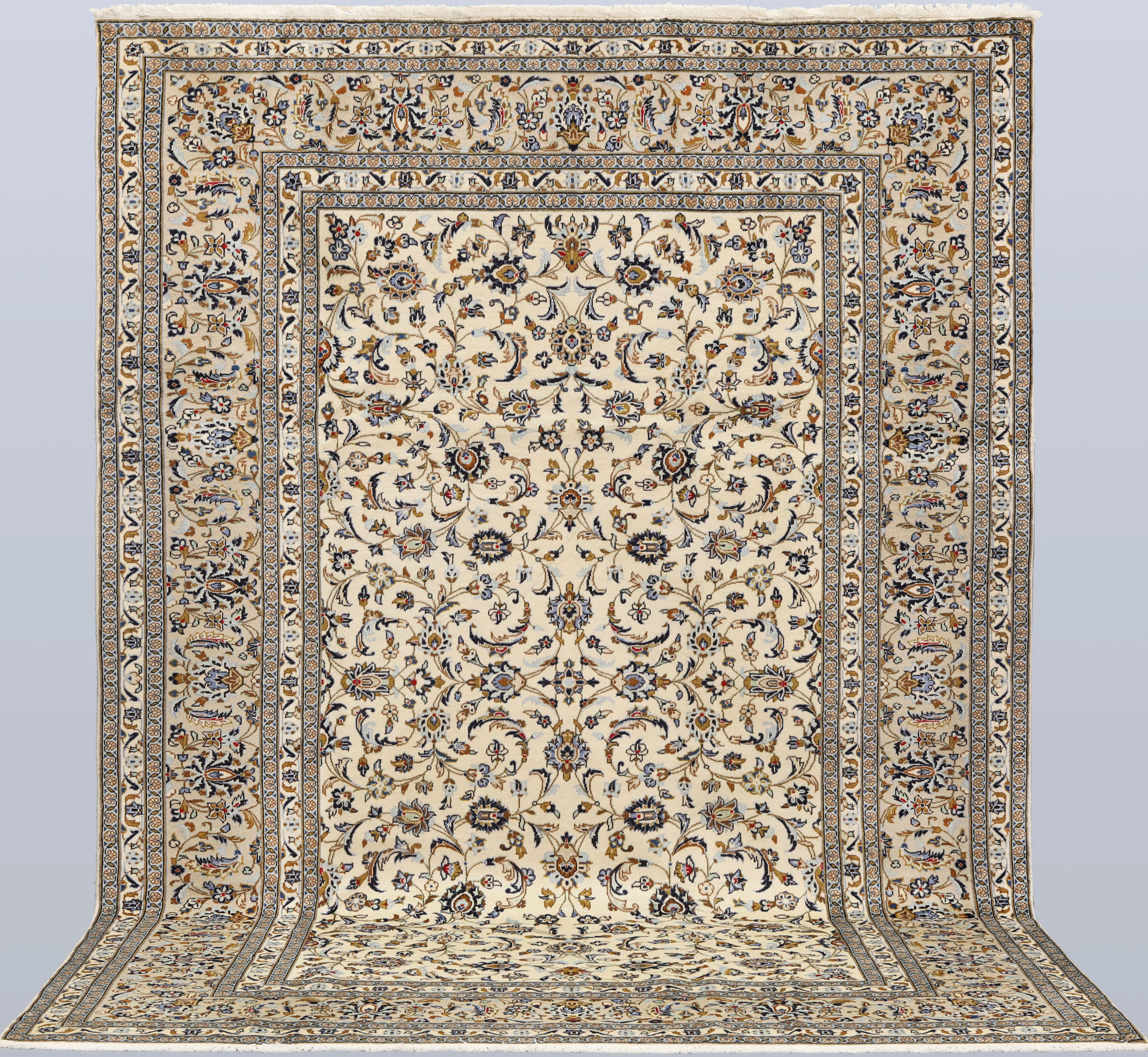 MATTA. Ljus Keshan, 345 x 256 cm.