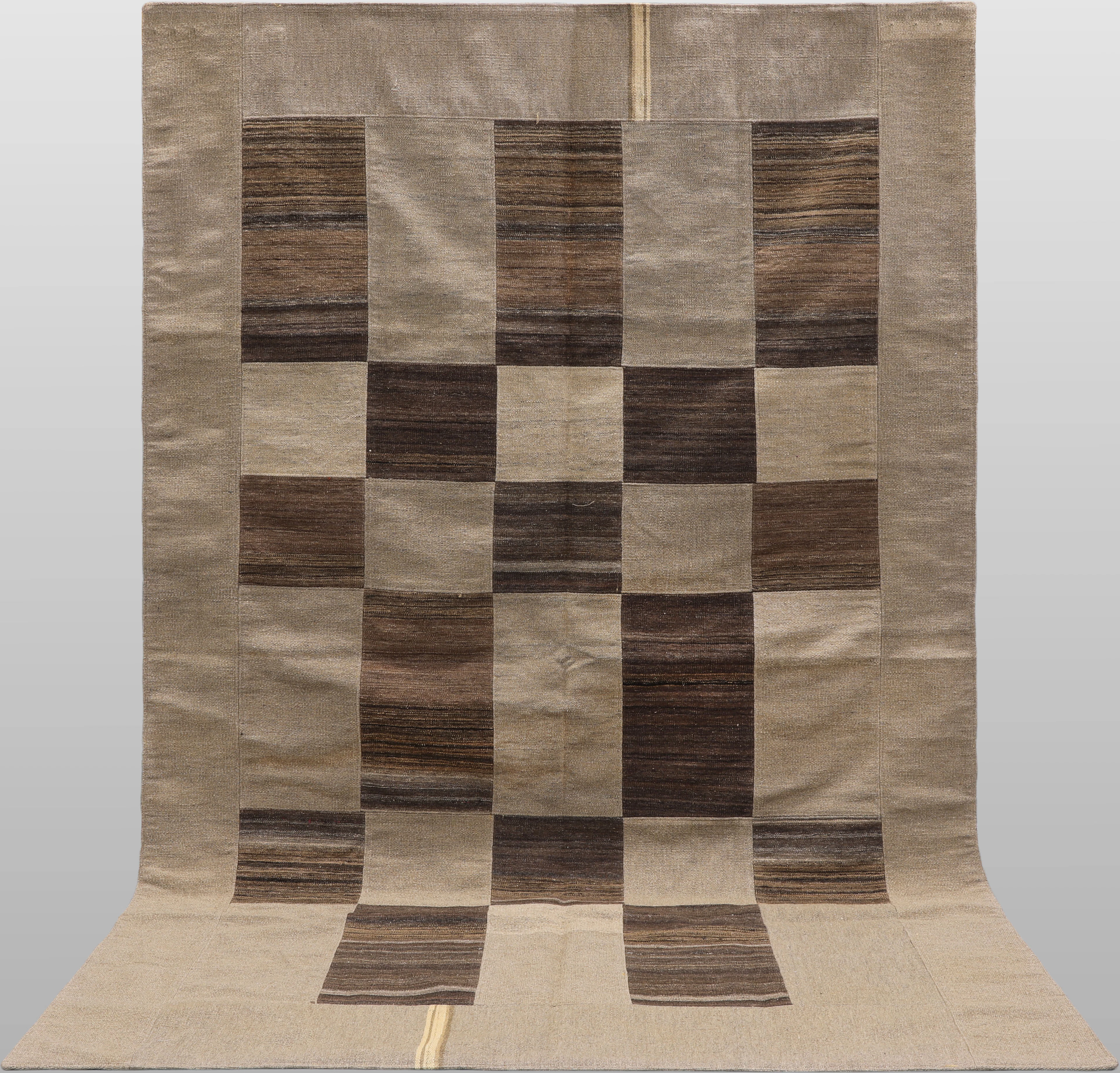 MATTA. Patchwork, 290 x 175 cm.
