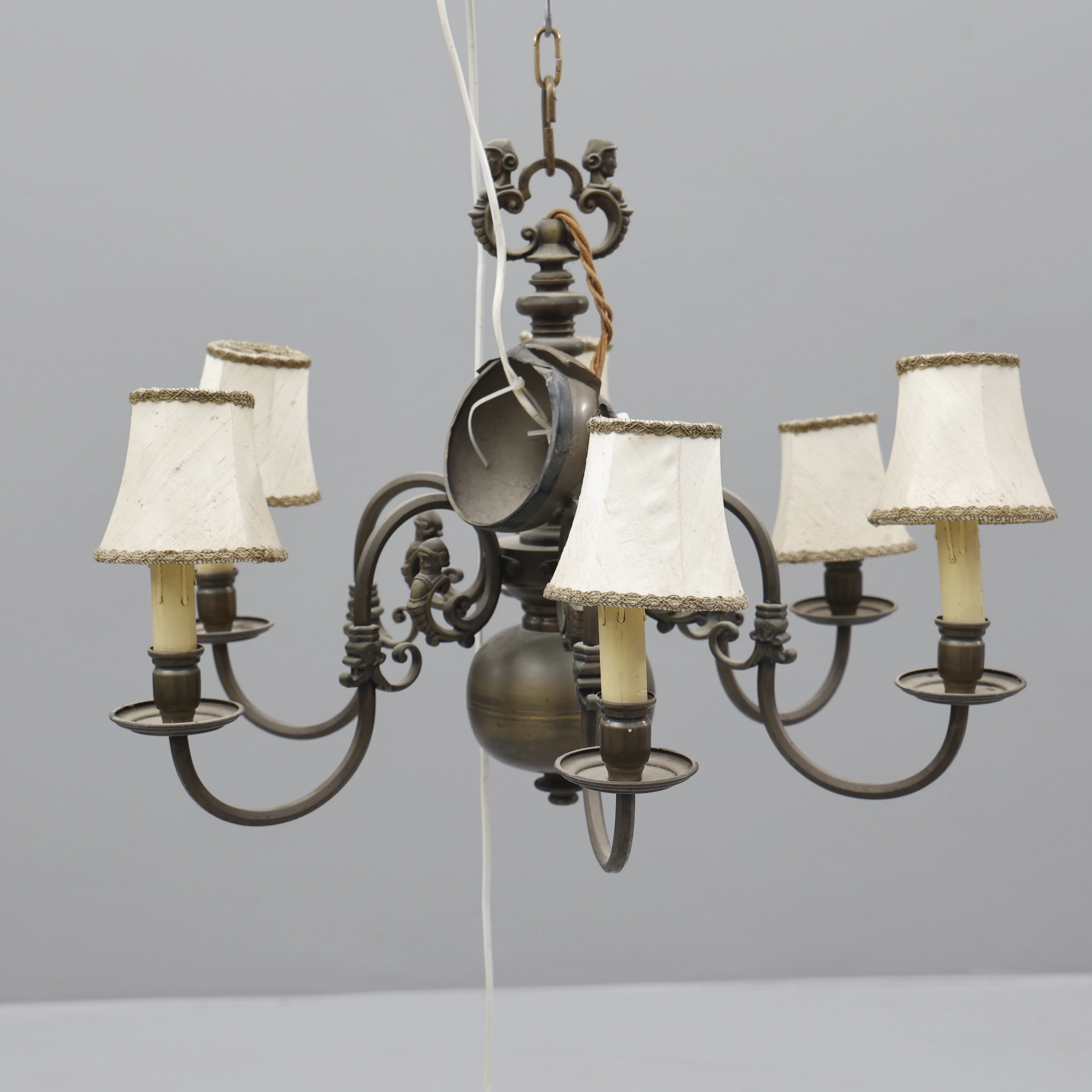 TAKKRONA, Barock-stil, 1900-tal.