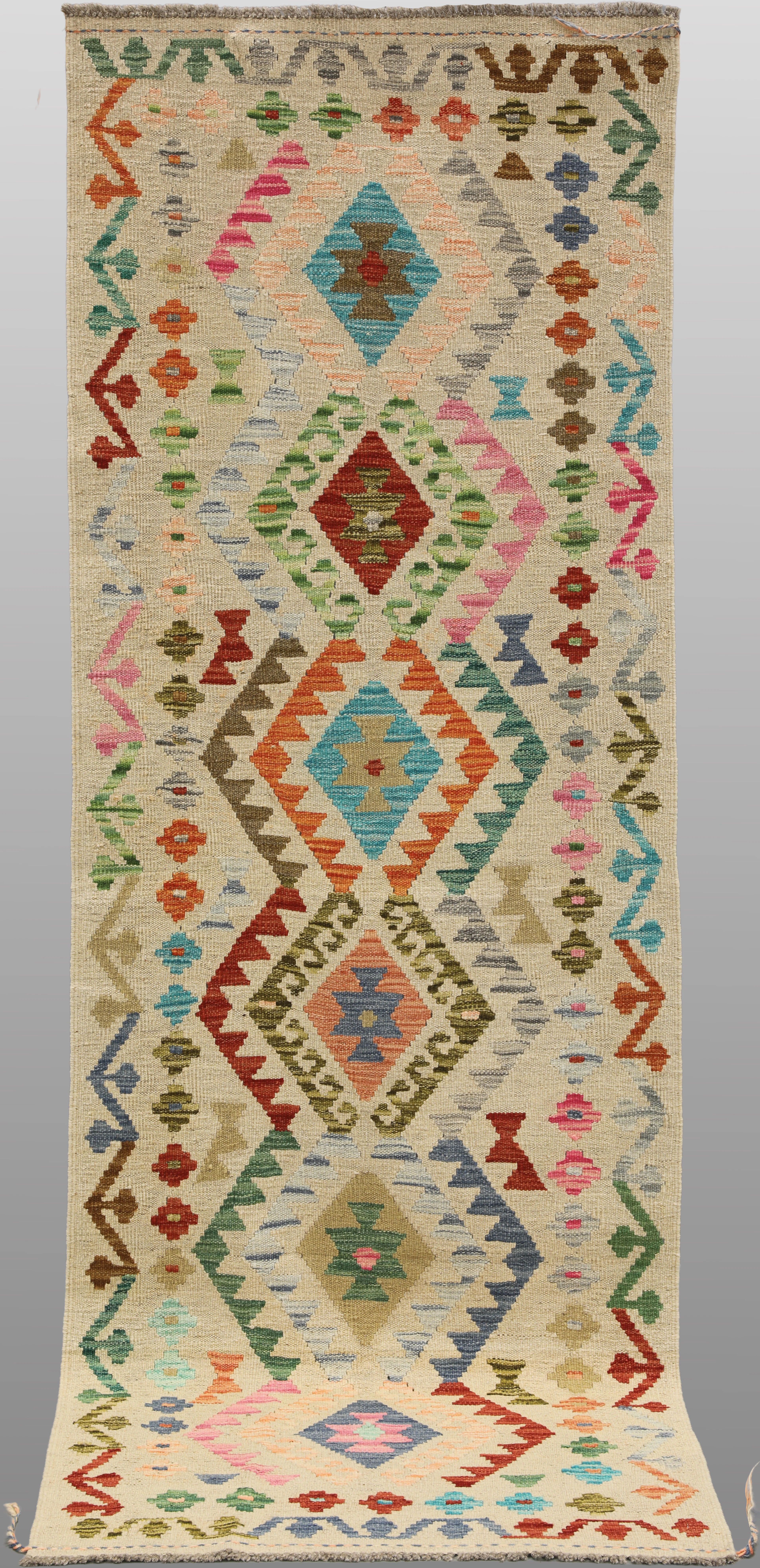 MATTA. Kelim klassisk design gallerimodell, 238 x 84 cm.