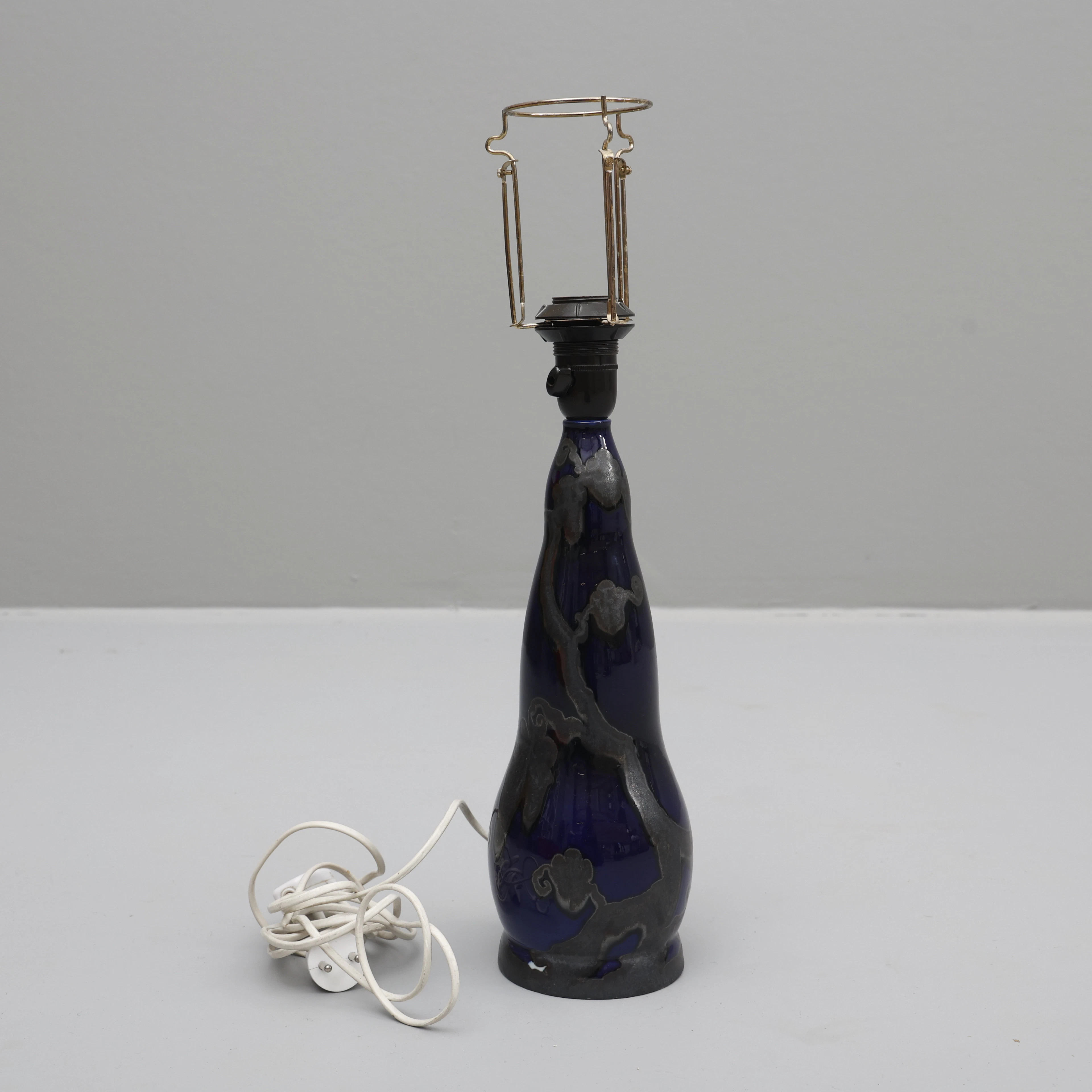 BORDSLAMPA, porslin,1900-talets första hälft.