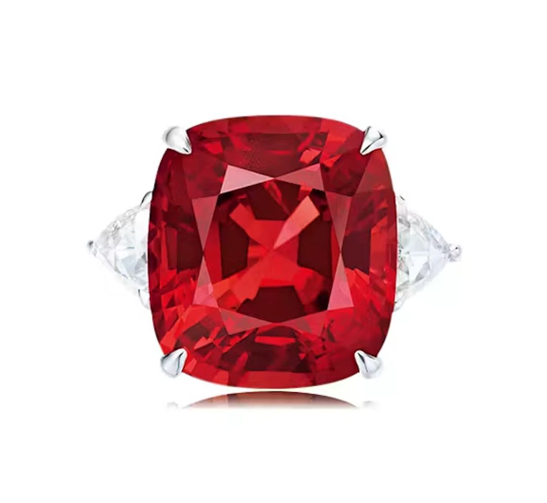 19.35 CARAT BURMESE SPINEL AND DIAMOND RING
