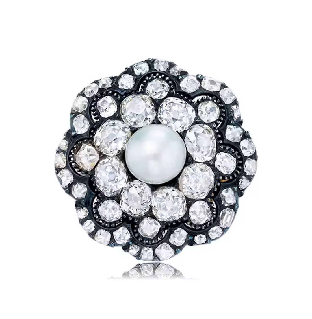 ANTIQUE NATURAL PEARL AND DIAMOND RING