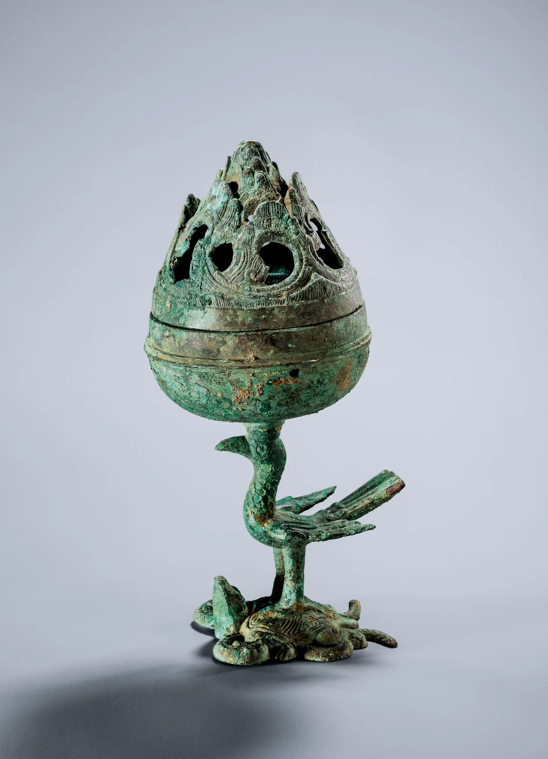 AN ARCHAIC BRONZE 'CRANE AND TORTOISE' CENSER AND COVER, HAN DYNASTY
