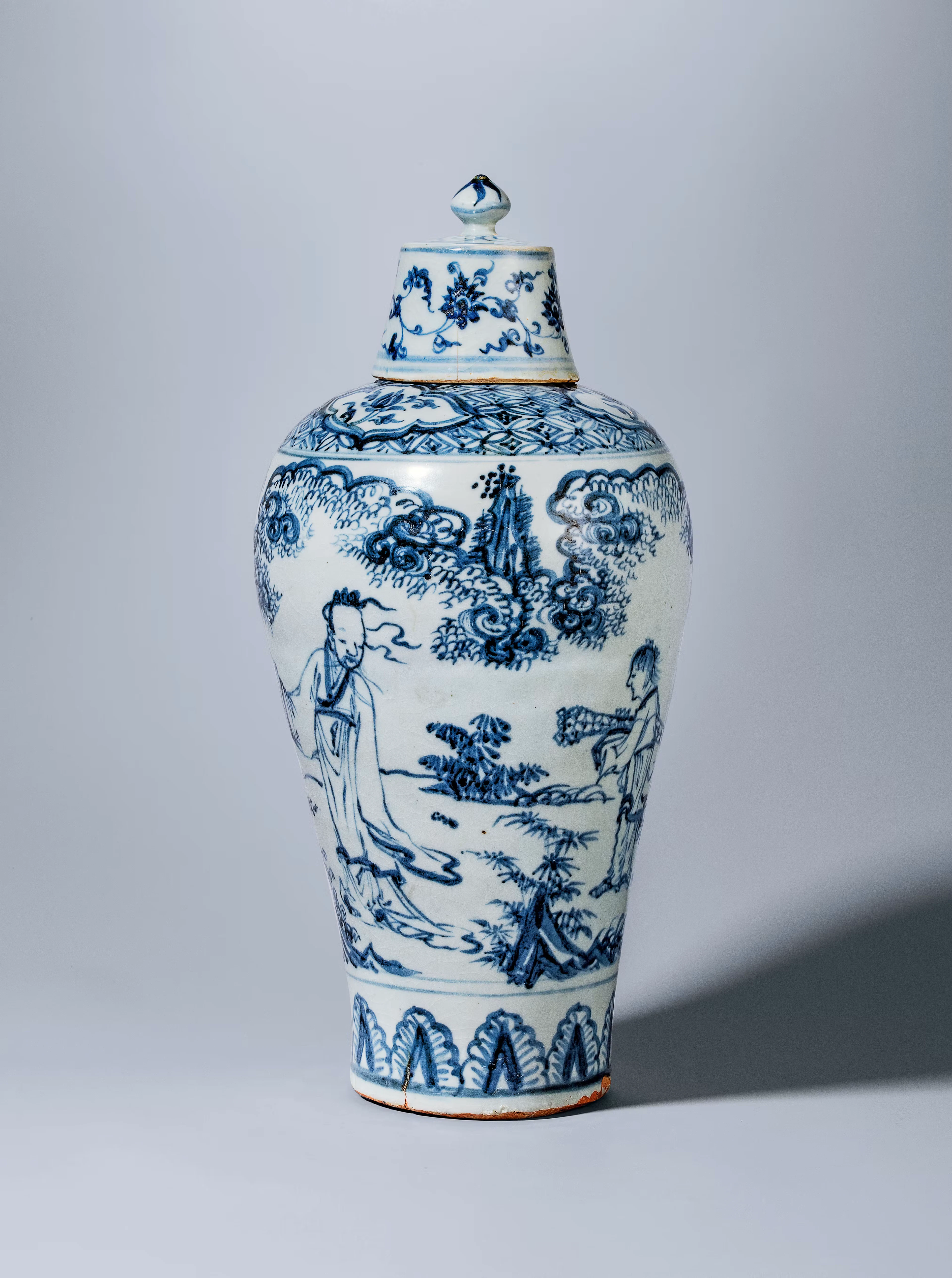 A BLUE AND WHITE 'SCHOLAR' VASE AND COVER, MEIPING, ZHENGTONG TO TIANSHUN