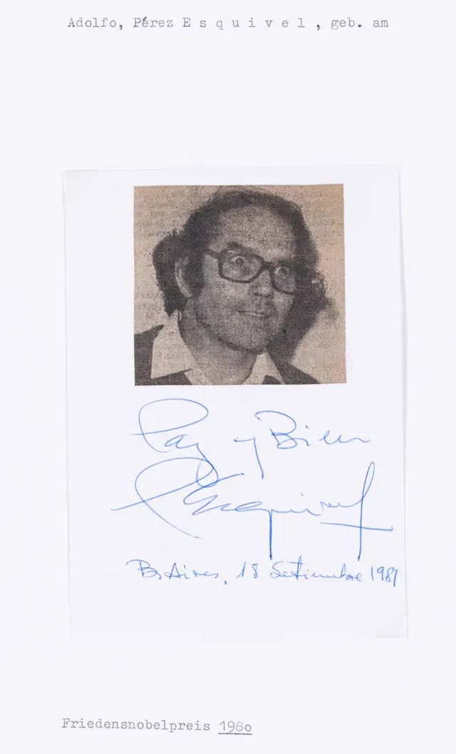 Nobel Prize winners.- Good collection of c.78 autographs of Nobel