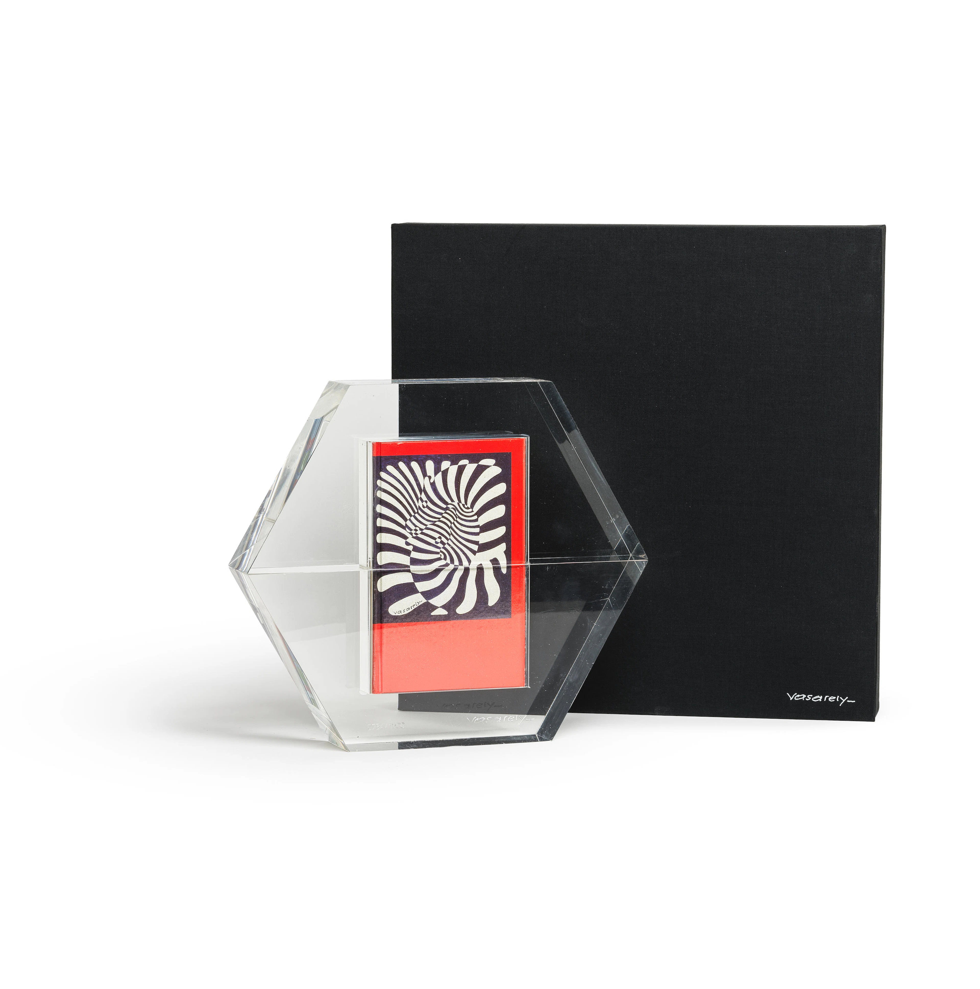 VICTOR VASARELY (1906-1997) Hexagone, 1988 Sculpture de plexiglas