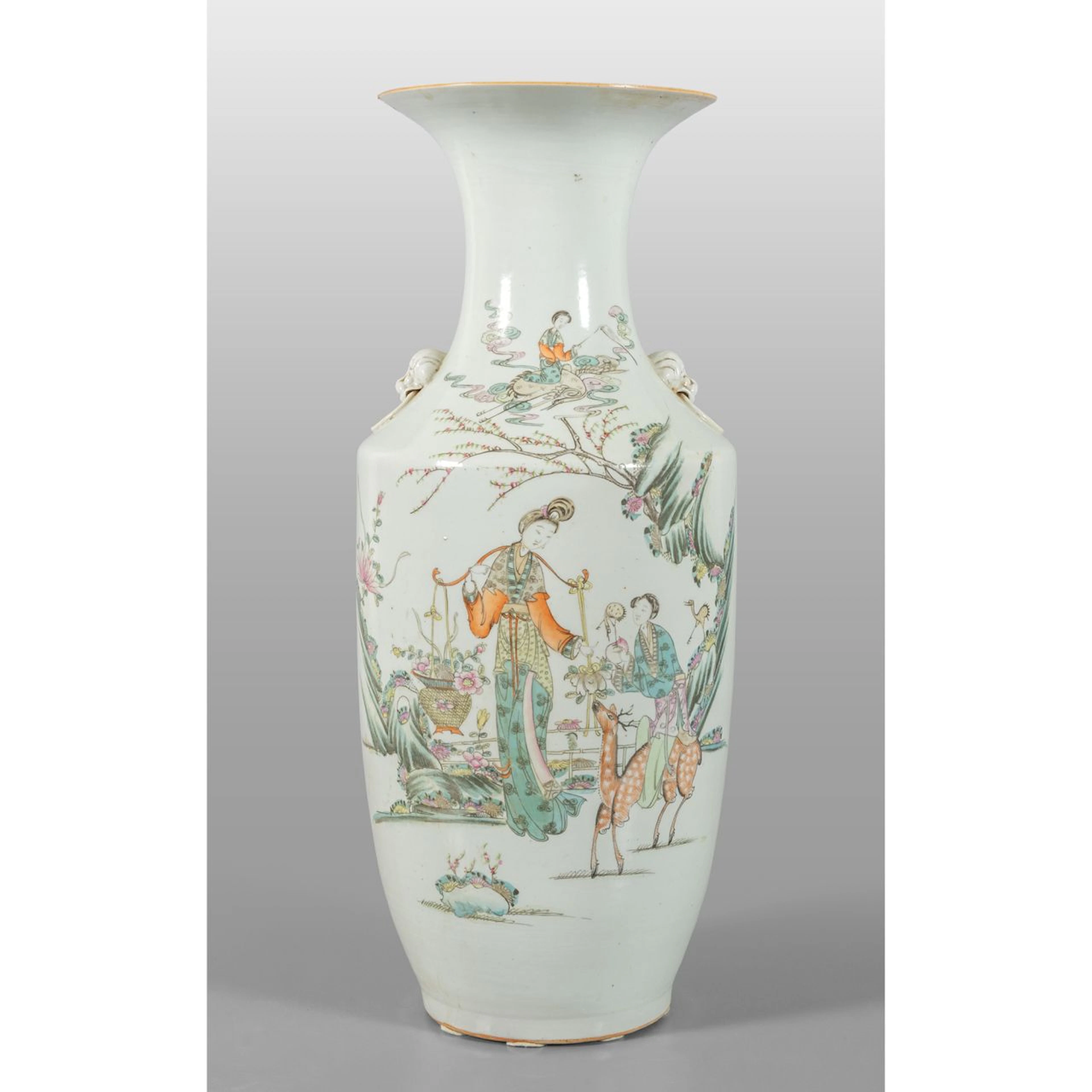 Vaso in porcellana, Cina sec.XIX h.cm.64, difetti