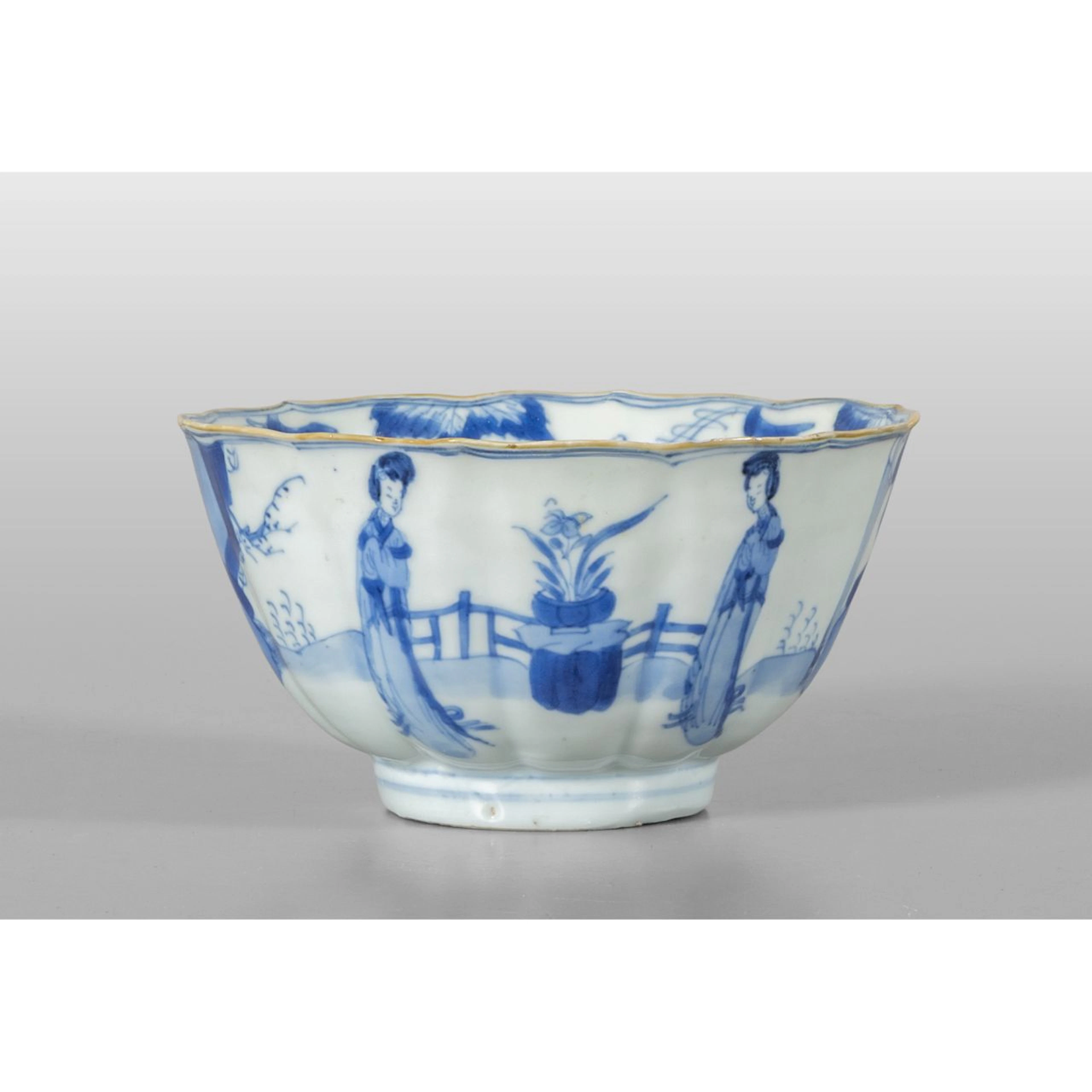 Coppa in porcellana bianca e blu, Kangxi sec.XVIII diam.cm.12,5xh.6,5