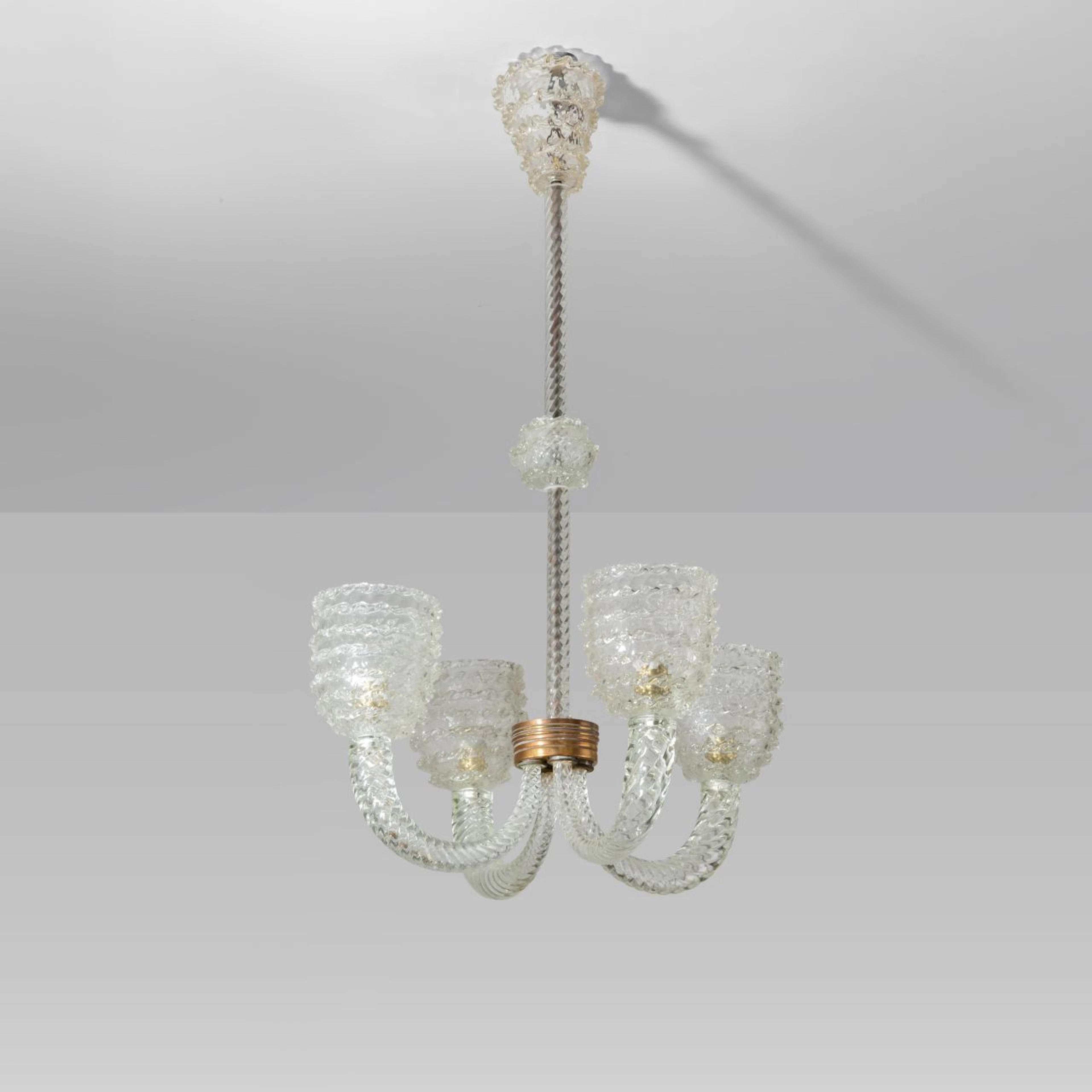 BAROVIER & TOSO, anni '40. Una lampada a sospensione. Bracci in vetro