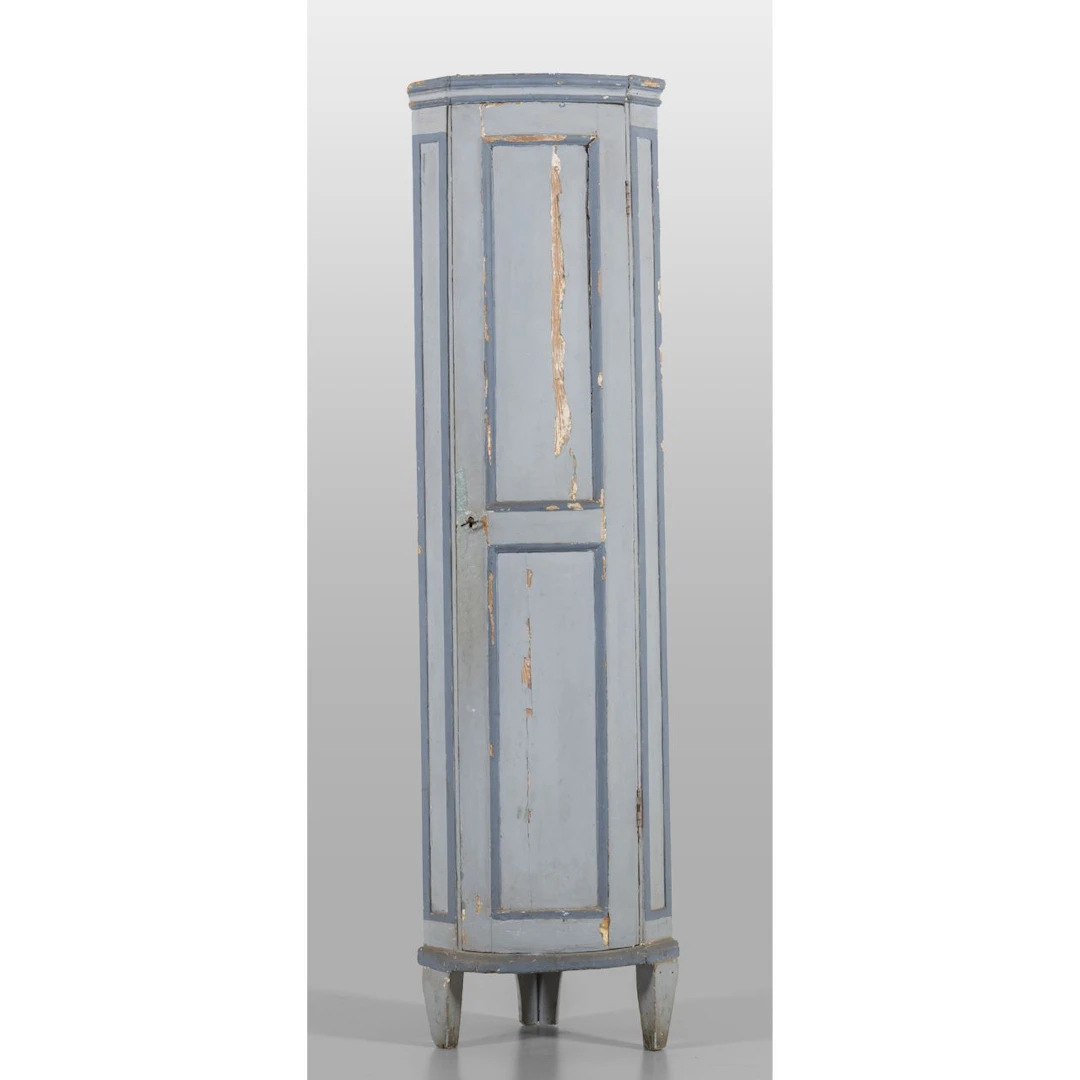 Cantonale dipinto in azzurro a uno sportello, sec.XVIII cm. 45x45