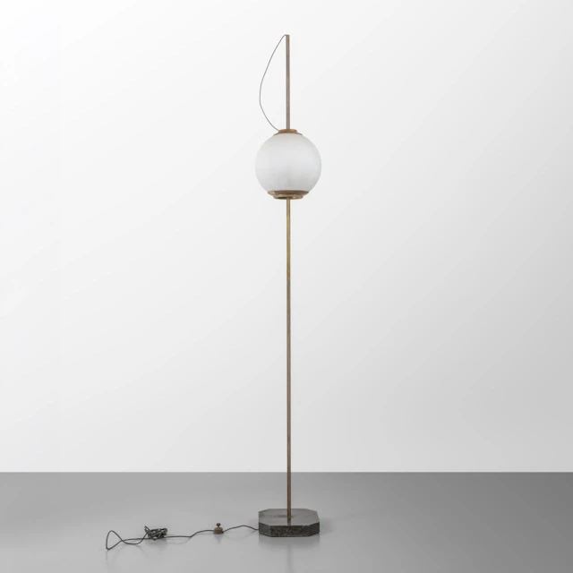 LUIGI CACCIA DOMINIONI, AZUCENA, 1958. Una lampada 'Pallone da terra'