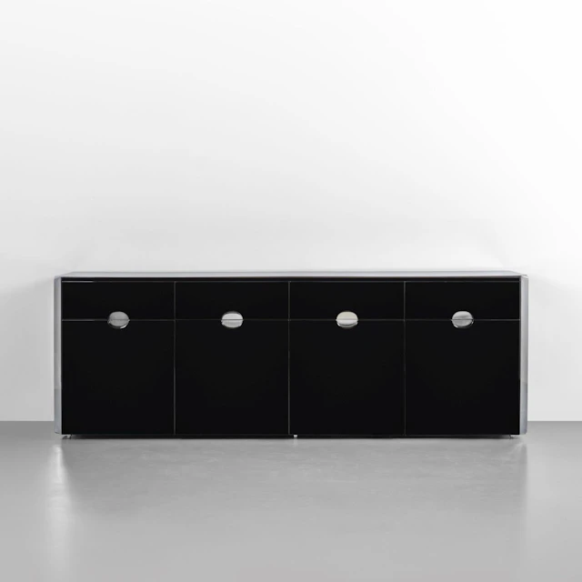 LUIGI CACCIA DOMINIONI, AZUCENA, 1961. Una credenza 'MB3'. Legno laccato