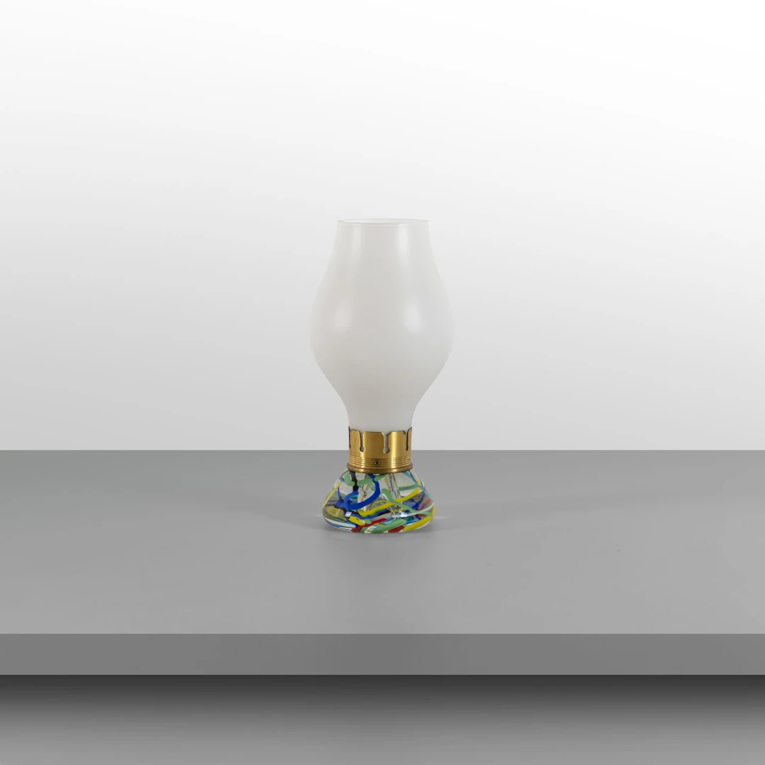 DINO MARTENS, AURELIANO TOSO, 1955. Una lampada da tavolo della serie