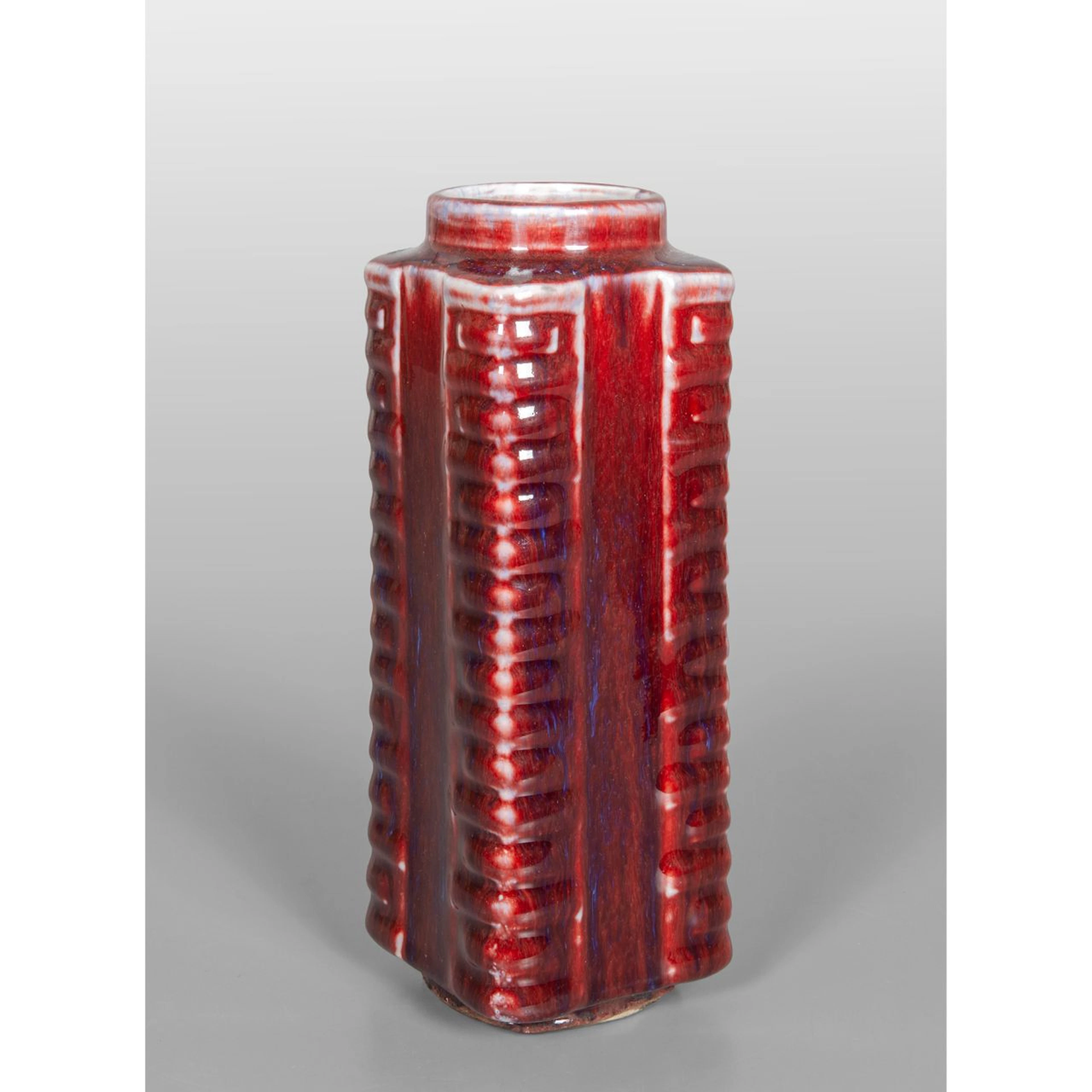 Vaso Cong sangue di bue, marcato alla base h.cm.24
