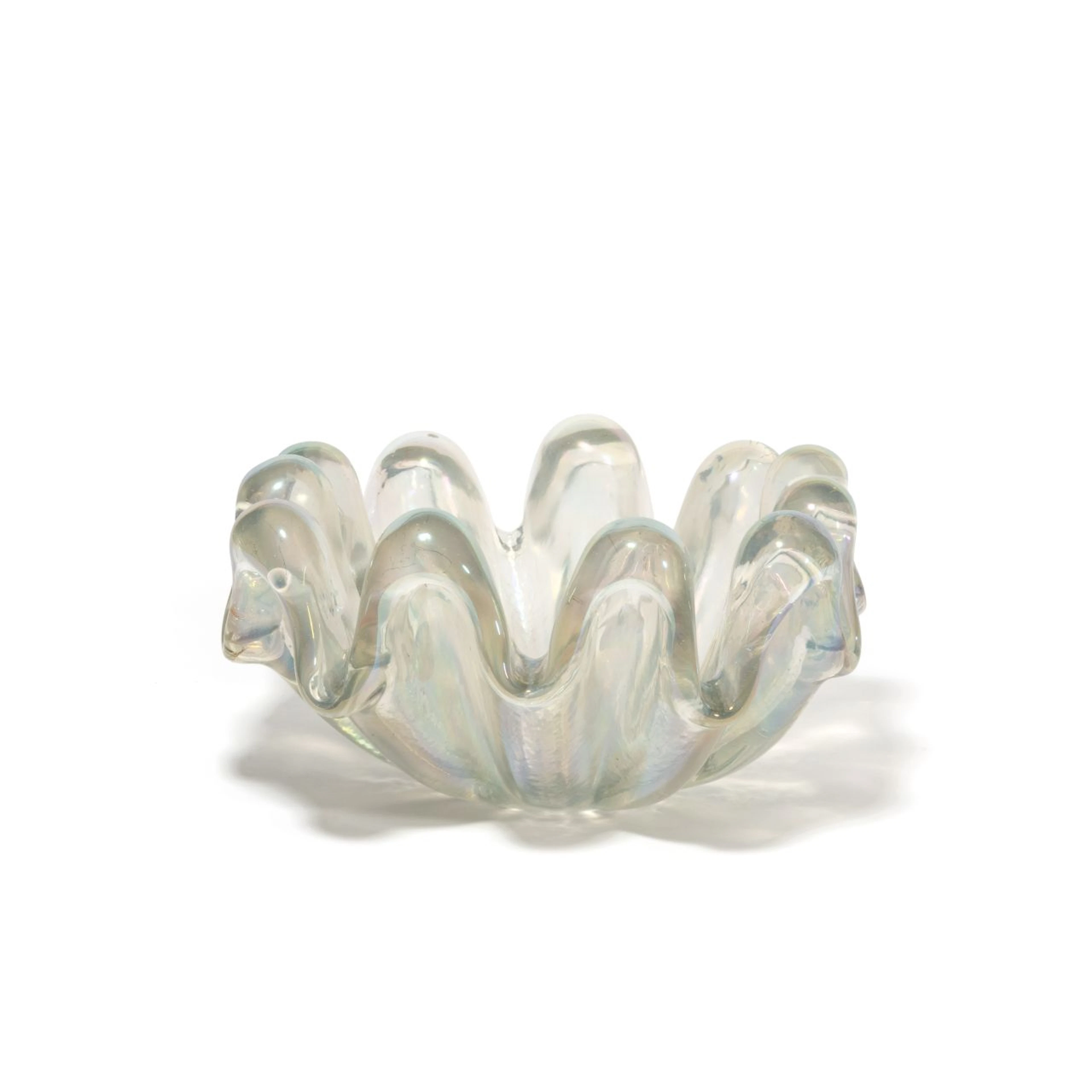 ERCOLE BAROVIER BAROVIER & TOSO, 1940 ca. Una grande coppa a conchiglia