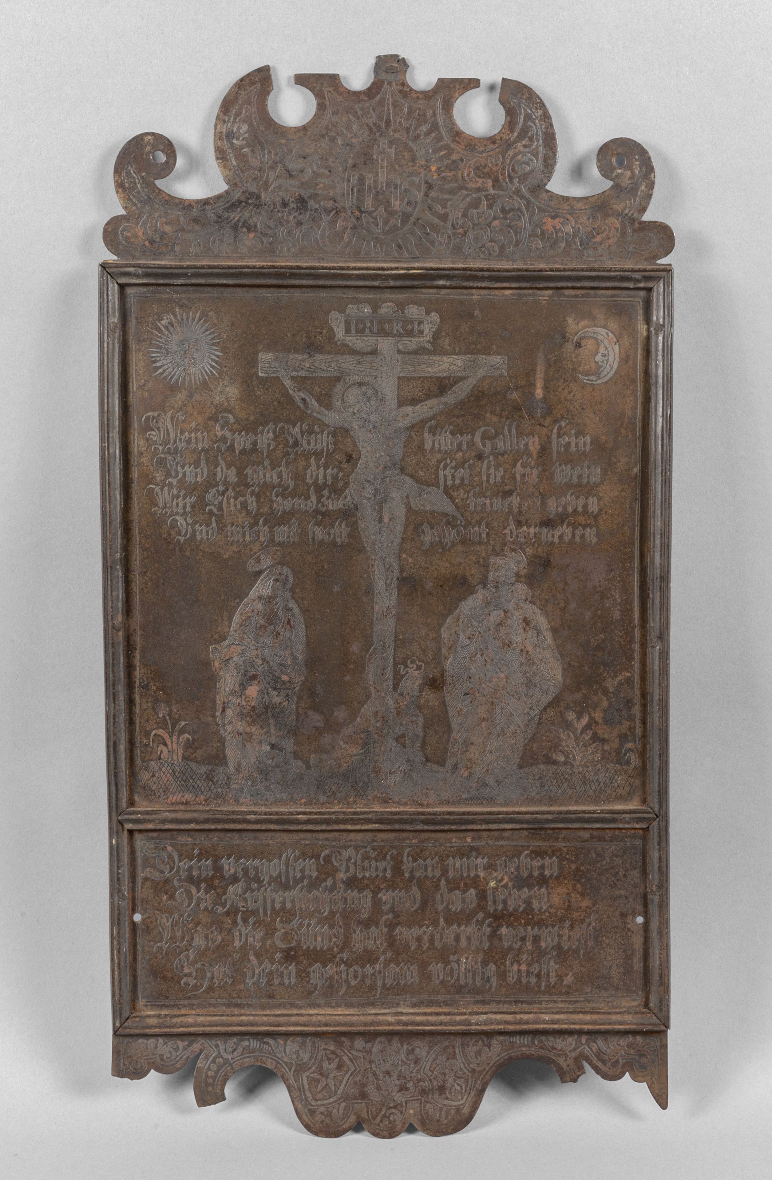 Crocefissione, placca in metallo ageminato, sec.XVI cm. 29x55