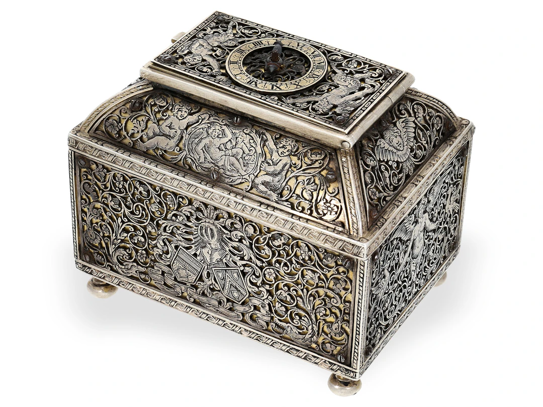 Table clock: an exceptionally magnificent Renaissance-style ‘chest’