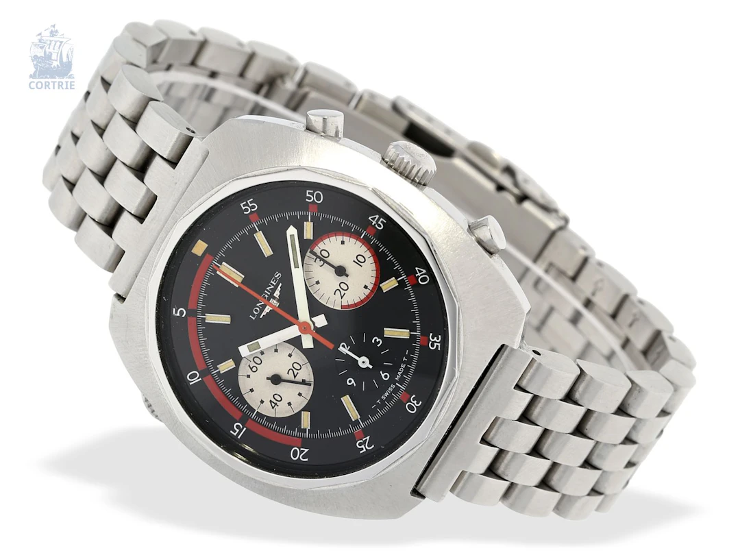 Wristwatch: rare, large vintage chronograph by Longines, Ref. 8224-4
