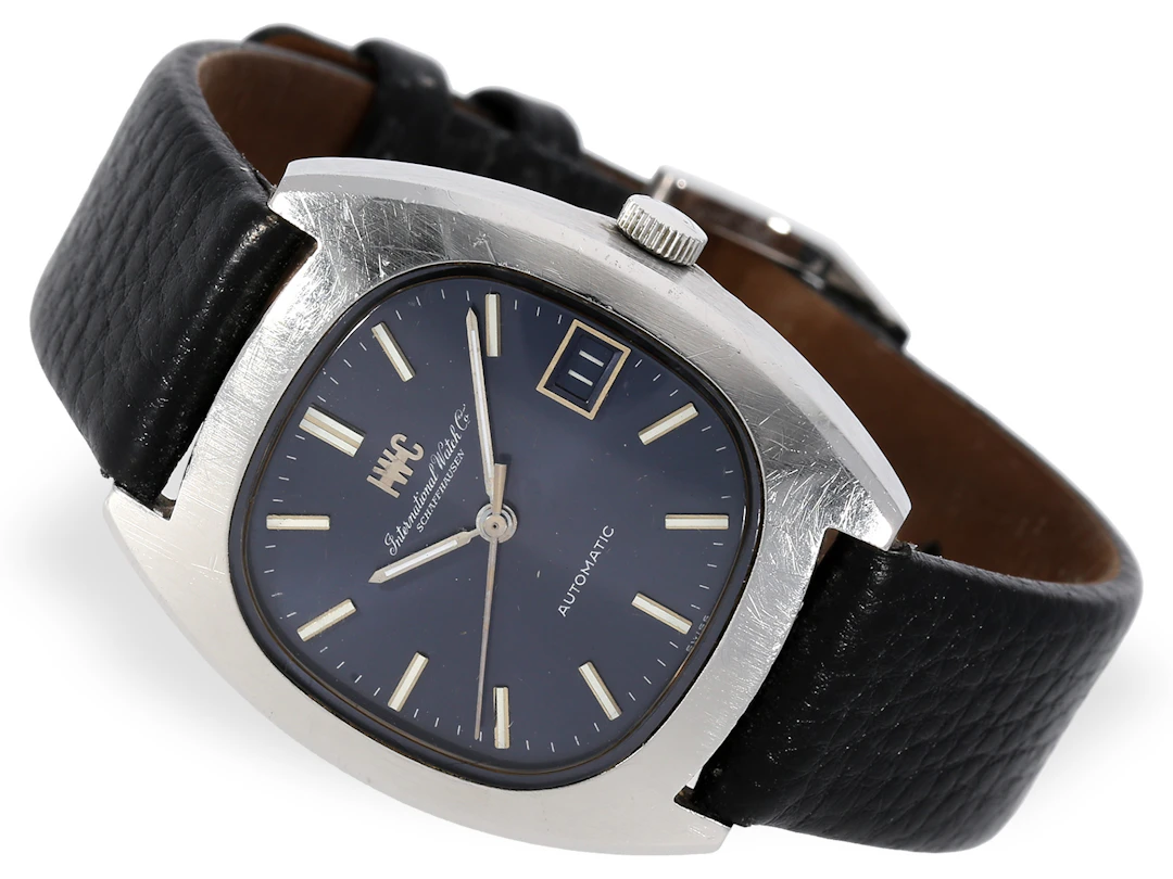 Wristwatch: IWC Classic Ref. 1872 Square Cushion “TV”, steel, manufactured