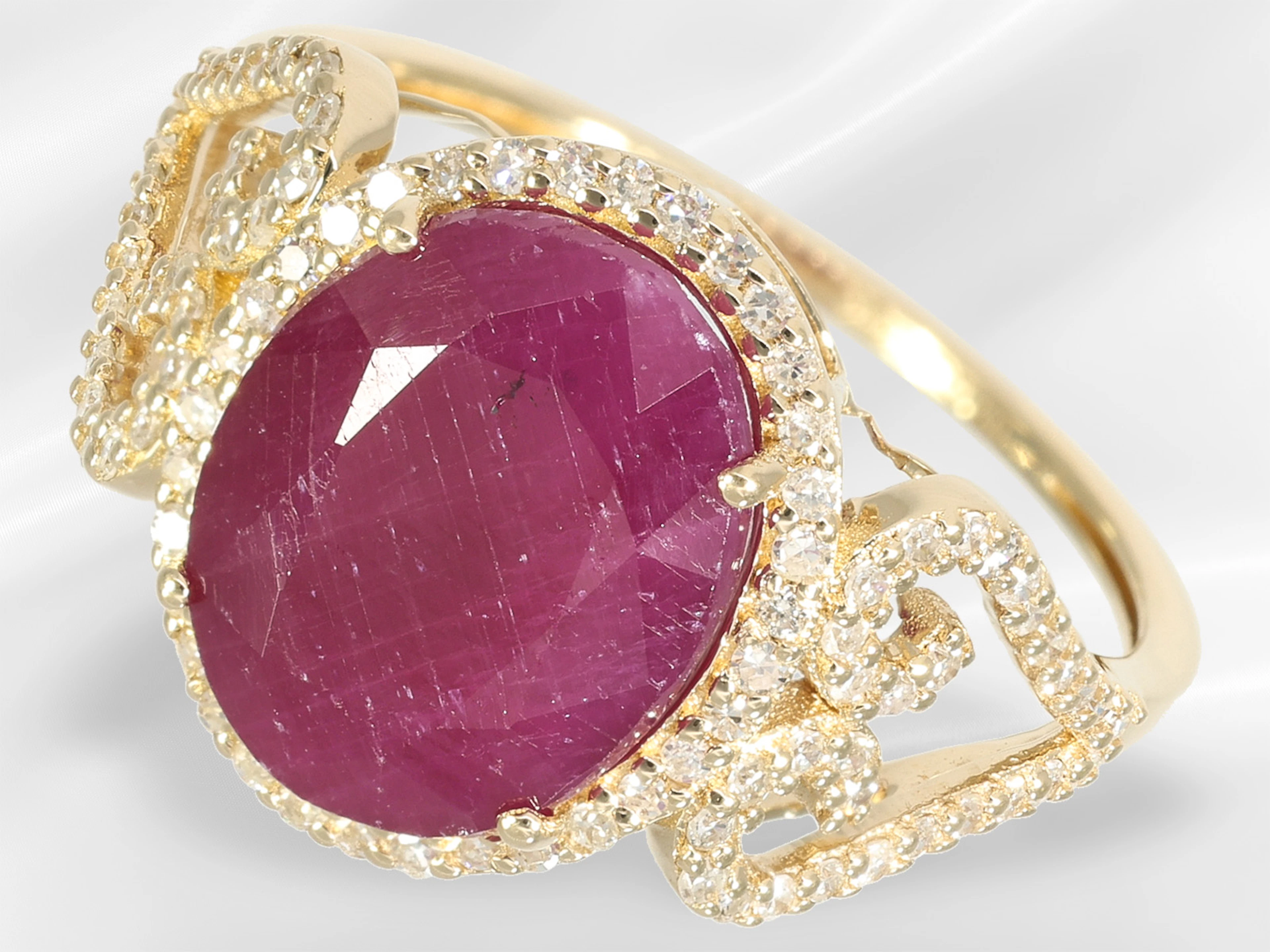 Ring: delicate ruby and diamond goldsmith's ring, natural ruby of