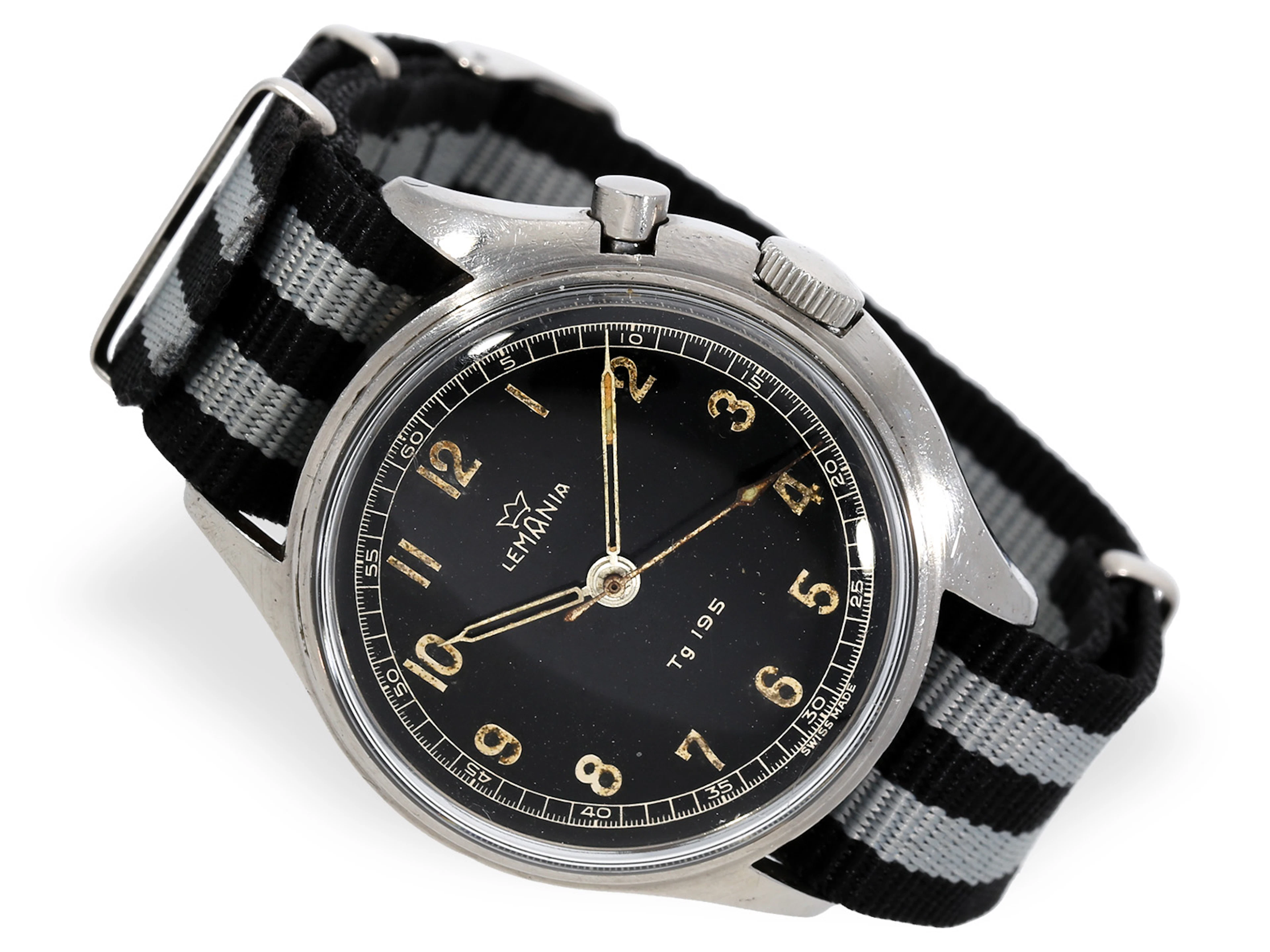 Wristwatch: sought-after Lemania Tg 195 military chronograph, Swedish