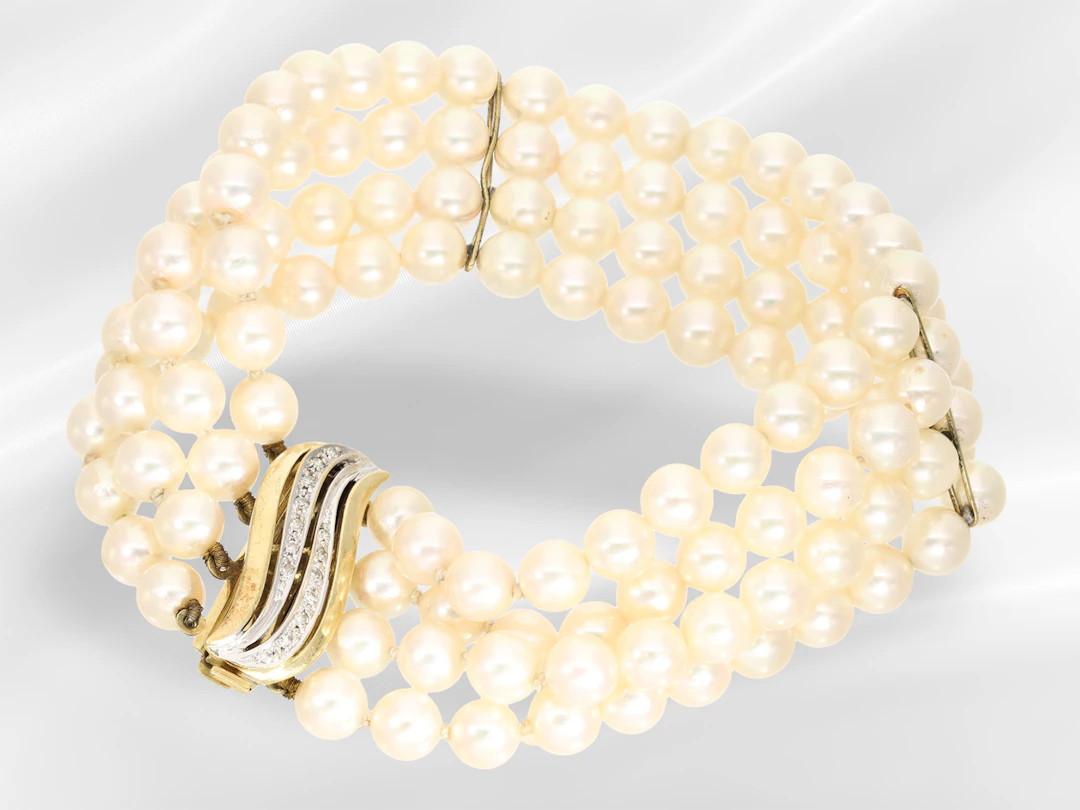 Bracelet: beautiful multi-strand vintage bracelet with fine cultured