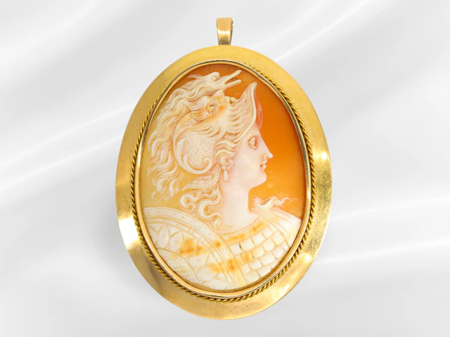 Brooch/pin: Scandinavian vintage brooch with cameo, portrait of a