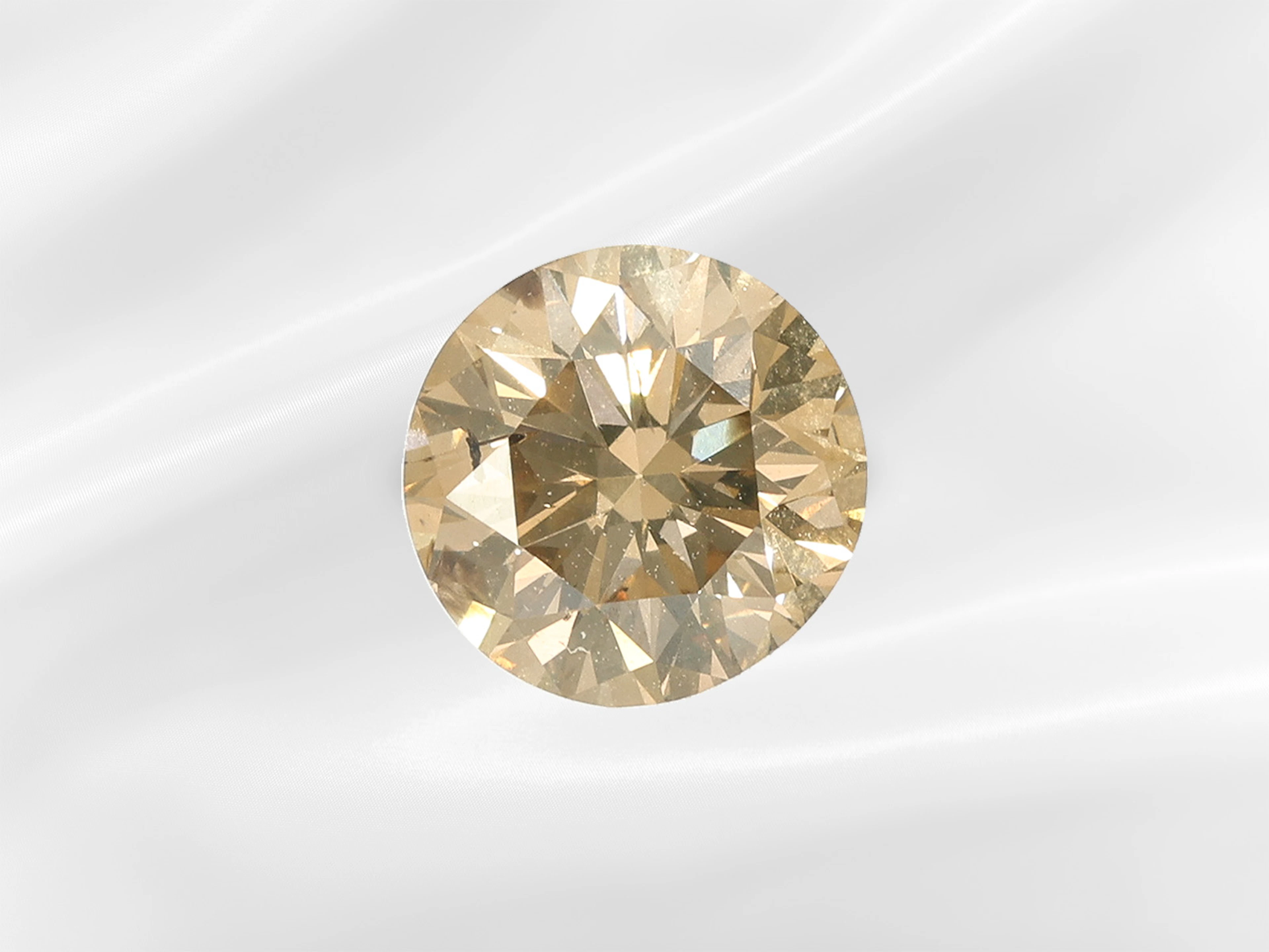 Brilliant-cut diamond: rare natural fancy brilliant of ca. 1.56 ct