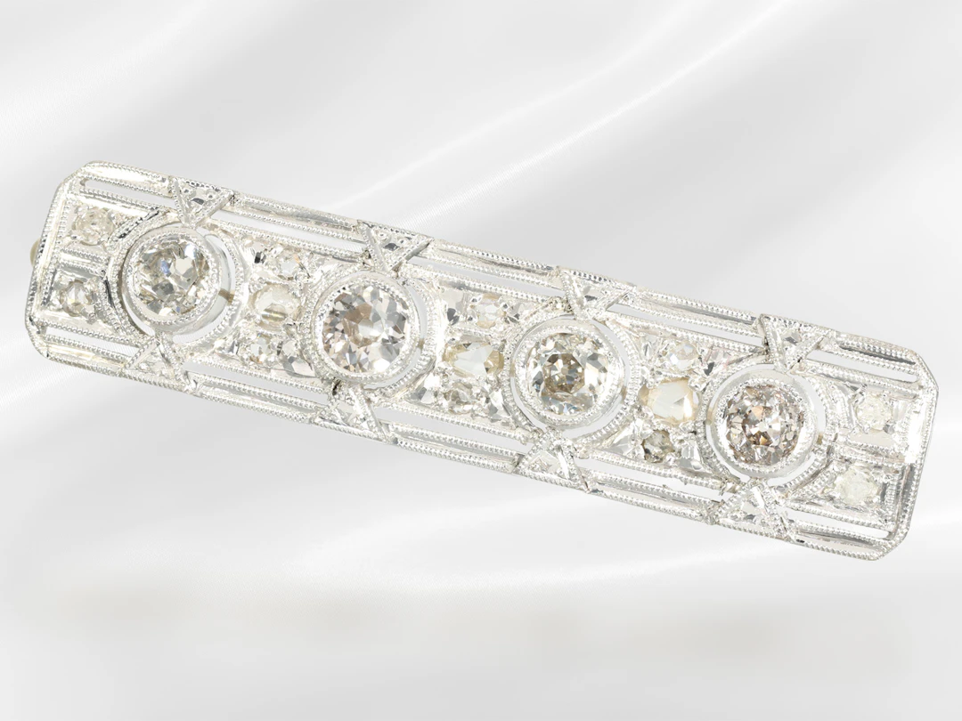 Brooch: antique, intricately and delicately crafted brooch, probably circa 1925