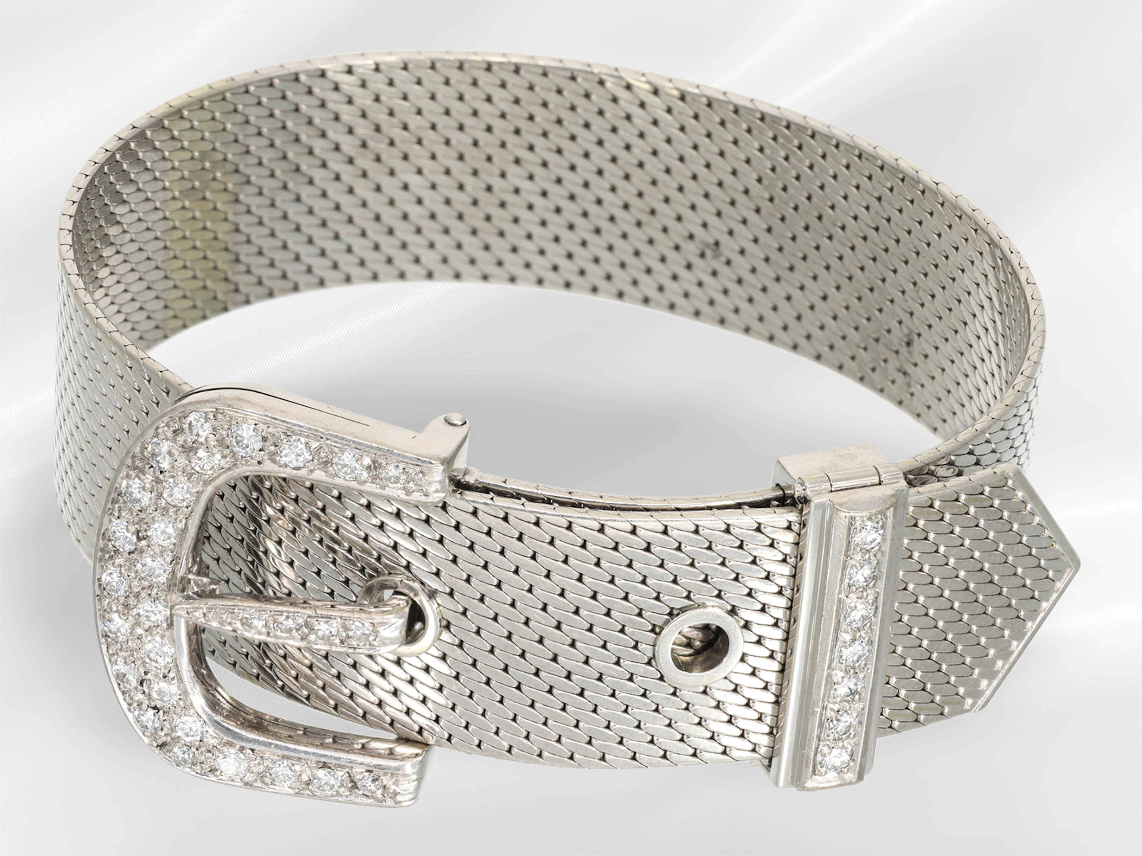 Bracelet: very high-quality, white gold vintage goldsmith’s bracelet