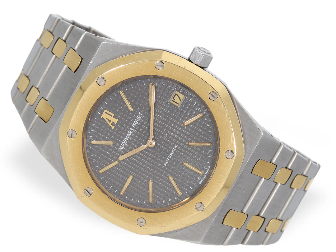 Wristwatch: Audemars Piguet Royal Oak Jumbo Ref. 5402SA, steel/gold