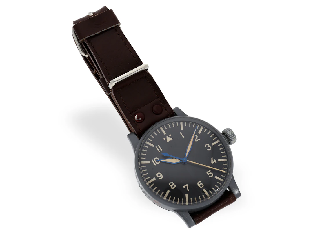 Wristwatch: presumably unworn pilot’s ‘B-Uhr’, Second World War, Stowa