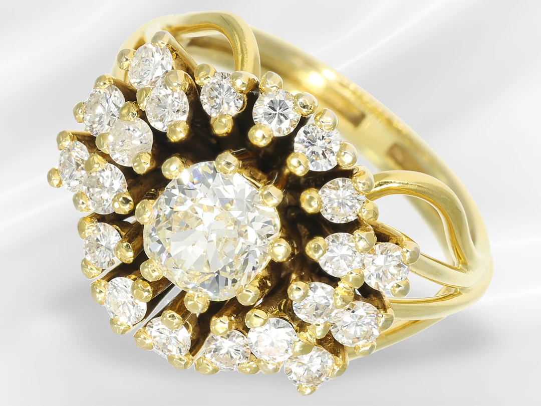 Ring: vintage brilliant-cut diamond goldsmith's ring, beautiful old-cut