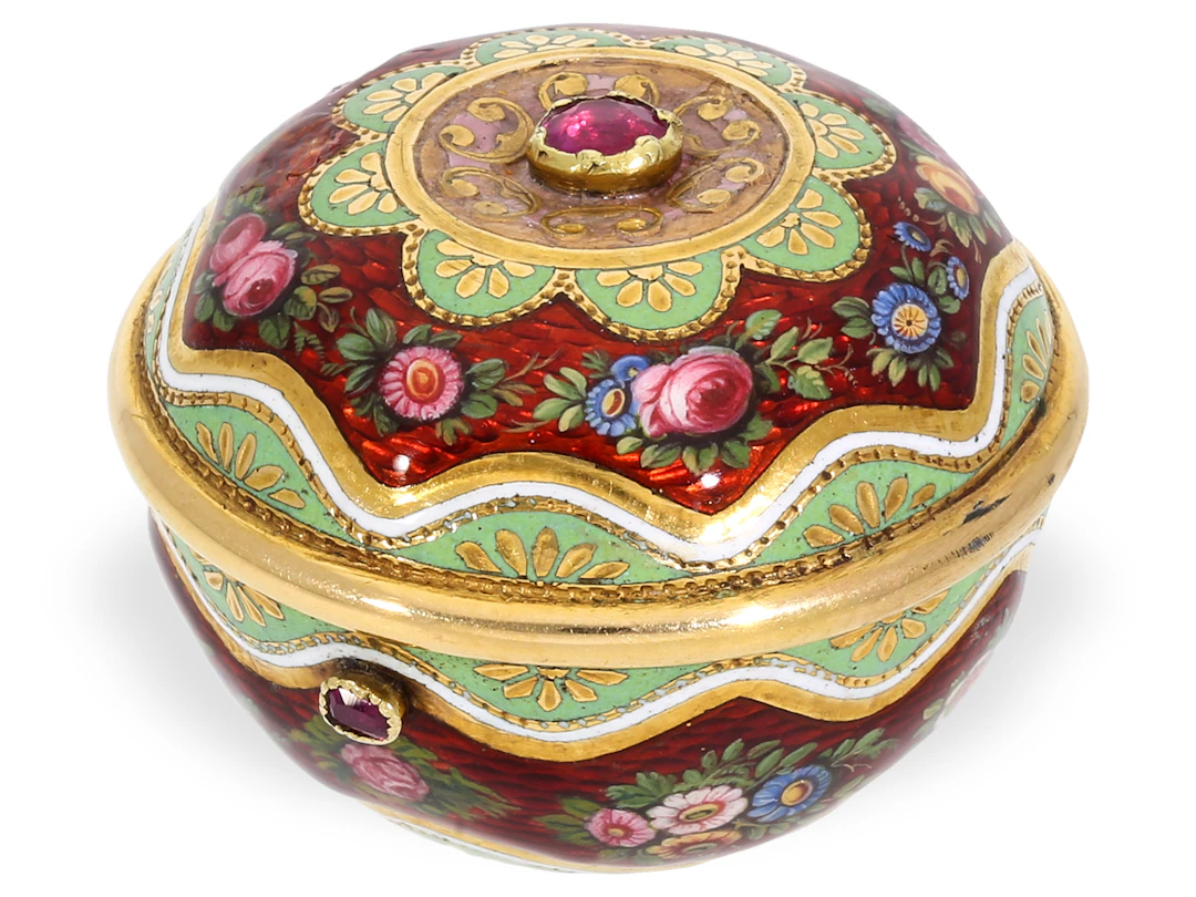 Shaped watch: extremely rare gold and enamel watch for the Ottoman