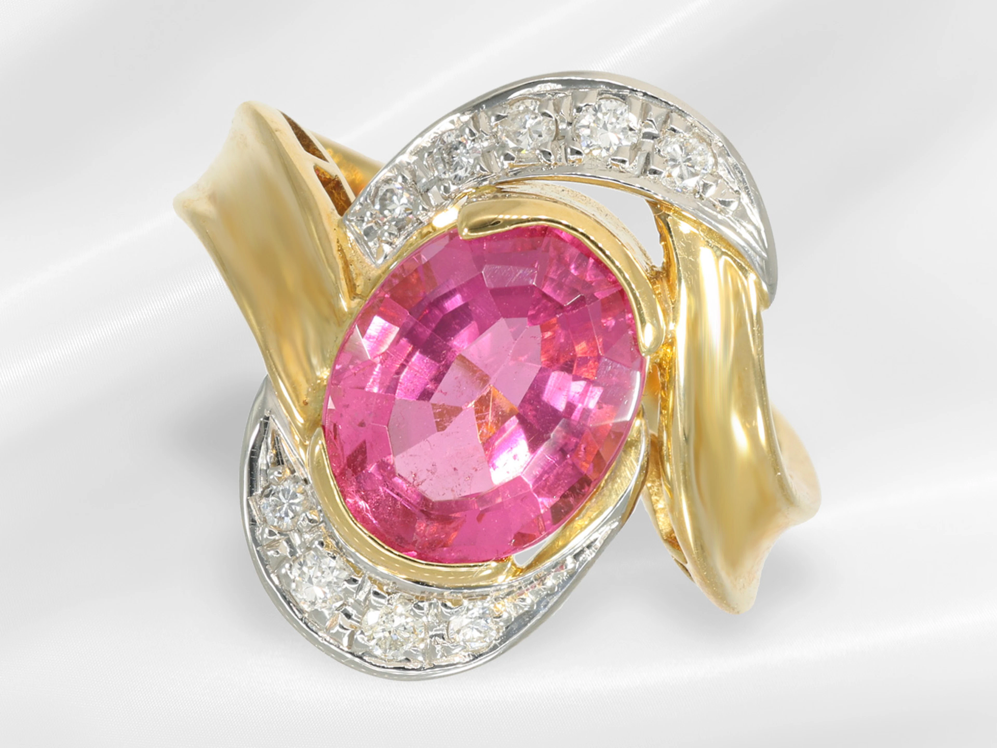 Ring: elegant, as good as new goldsmith's ring in 18K gold and platinum