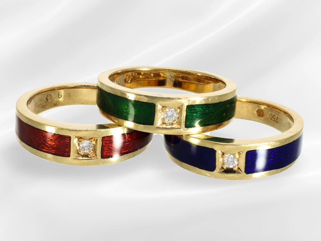 Ring: 3 high-quality enamelled designer gold rings with brilliant-cut