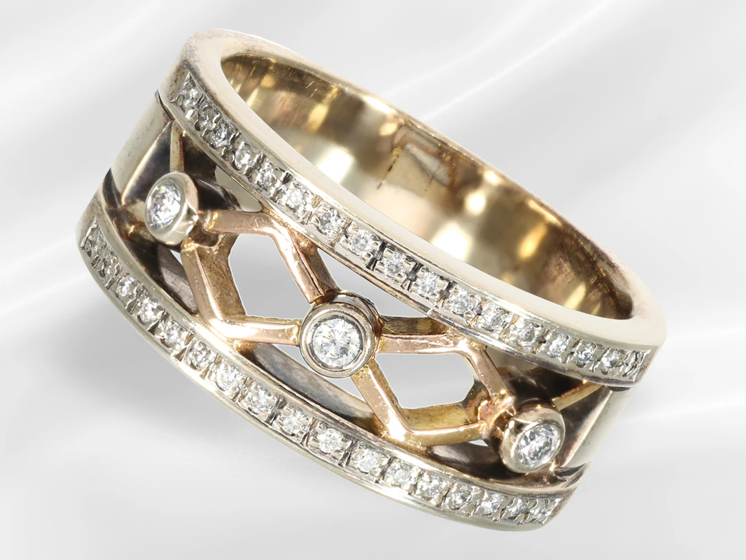 Ring: attractive designer brilliant-cut diamond goldsmith's ring