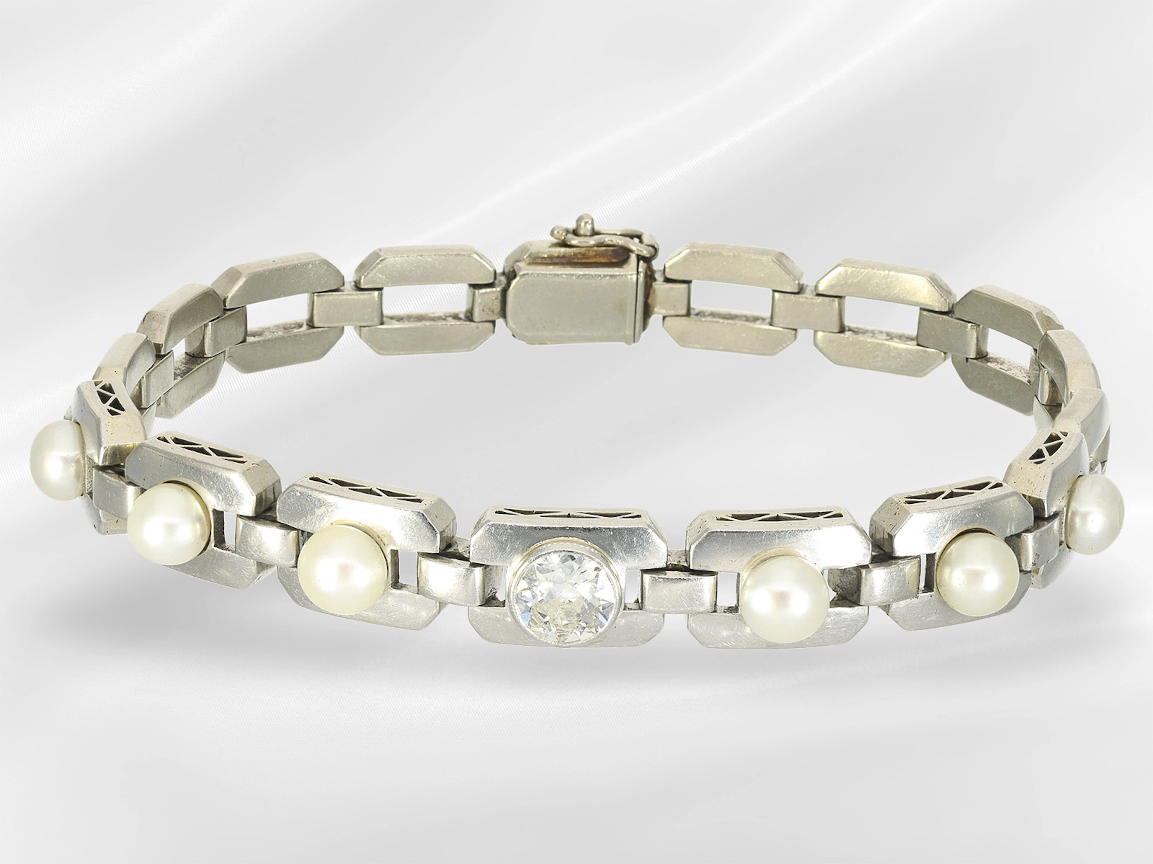 Bracelet: vintage white gold goldsmith's work featuring pearls and