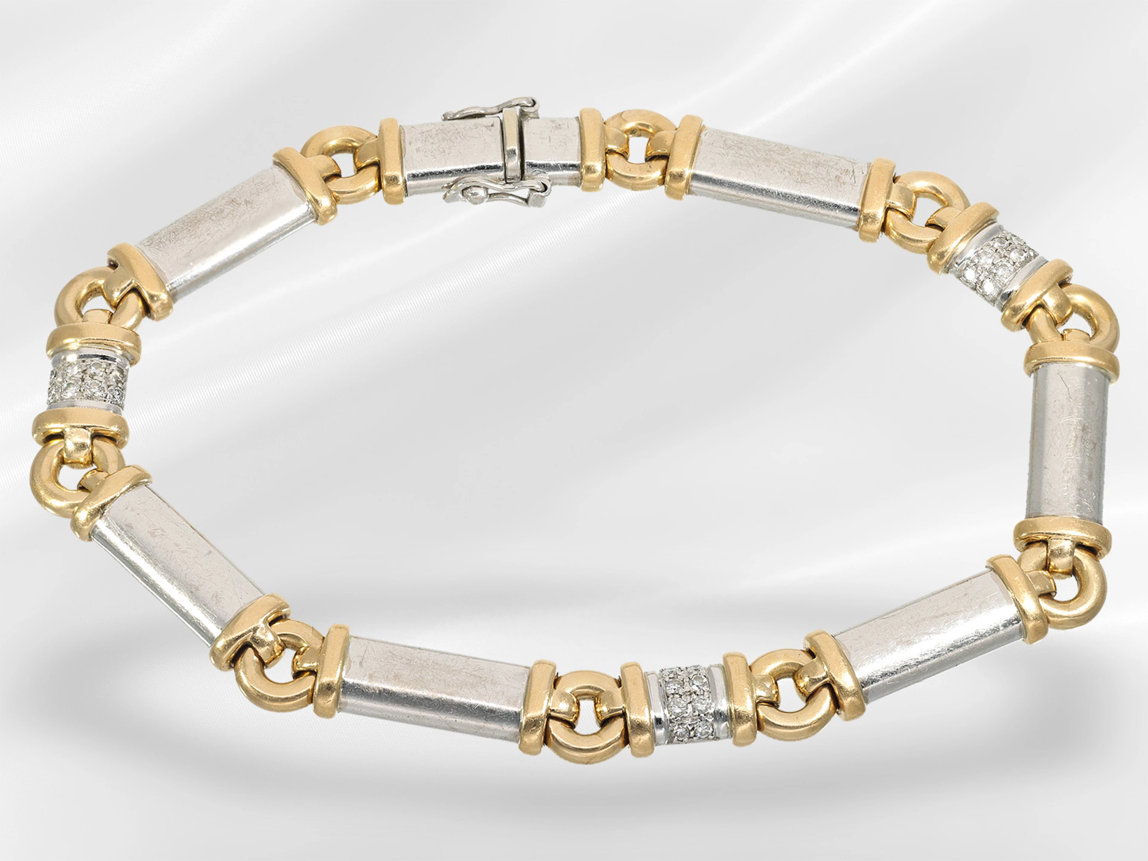 Bracelet: distinctive, particularly long vintage goldsmith’s bracelet