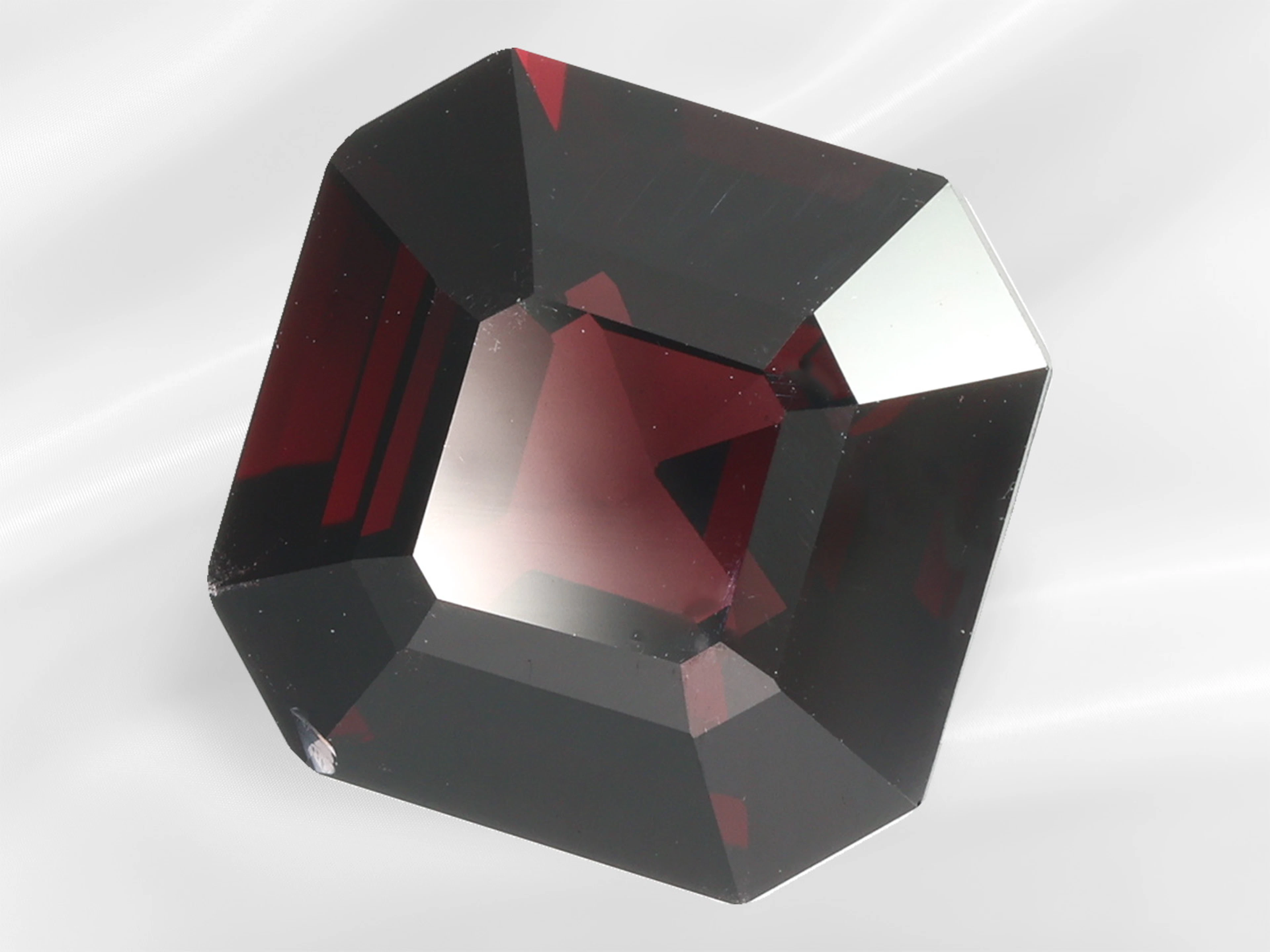 Spinel: natural, untreated spinel with an interesting colour variation