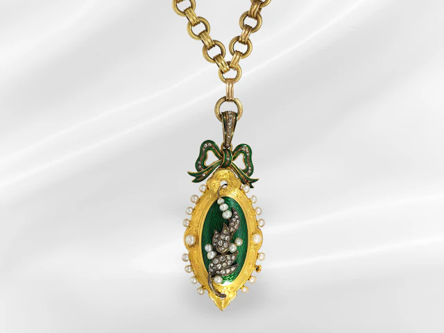 Rare antique necklace with a beautiful enamel and diamond bow pendant