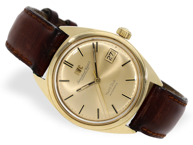 Wristwatch: vintage IWC Yacht Club in gold with steel caseback, ca. 1970