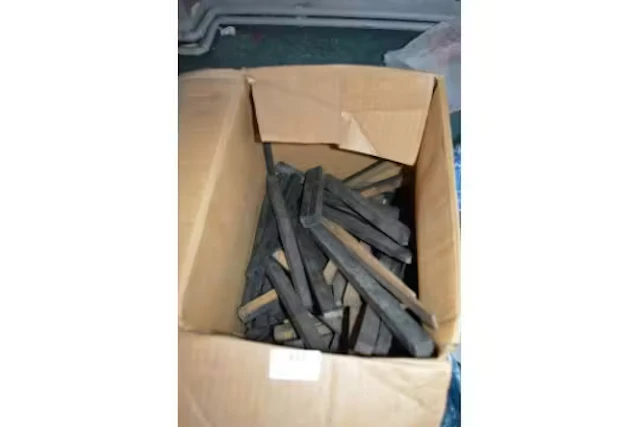 Box of Wooden Printer’s Furniture (Smaller Pieces)