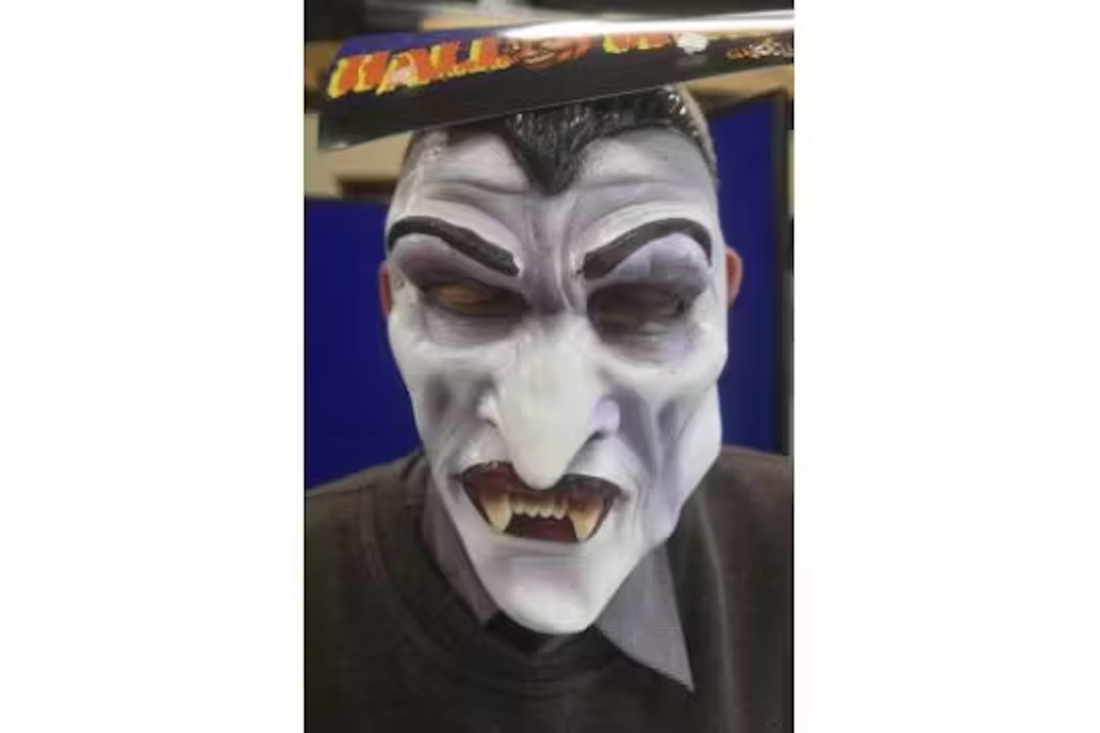 Latex Dracula Mask