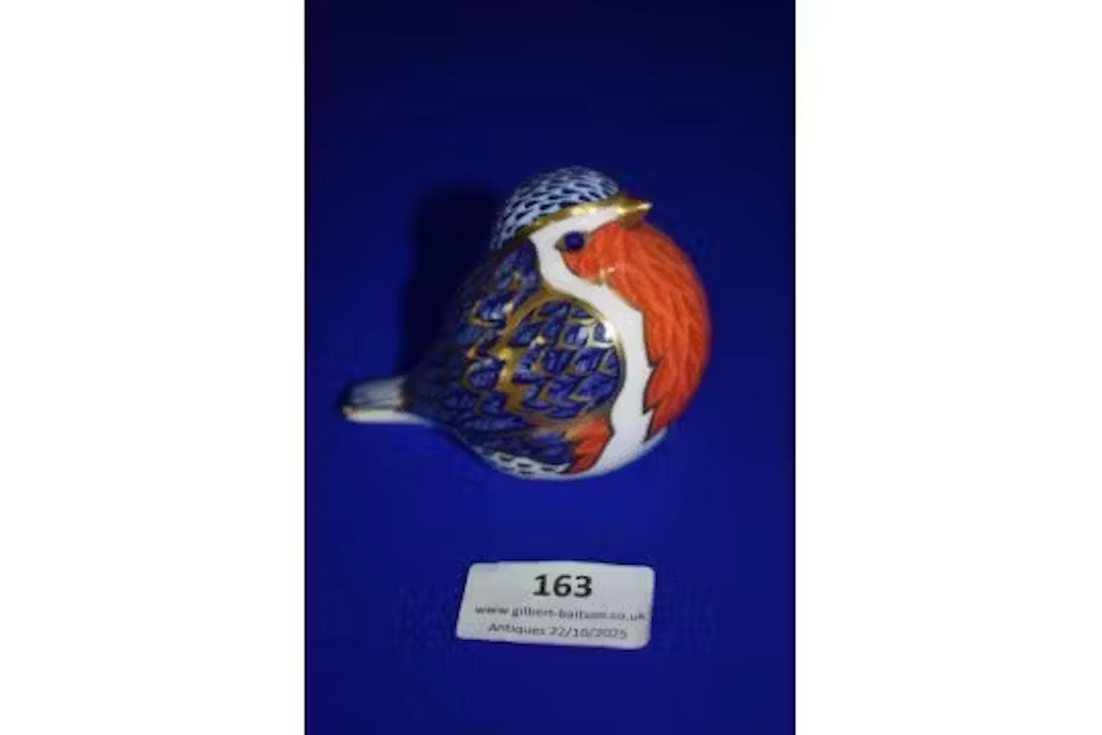 Royal Crown Derby Robin Paperweight with Silver Stopper