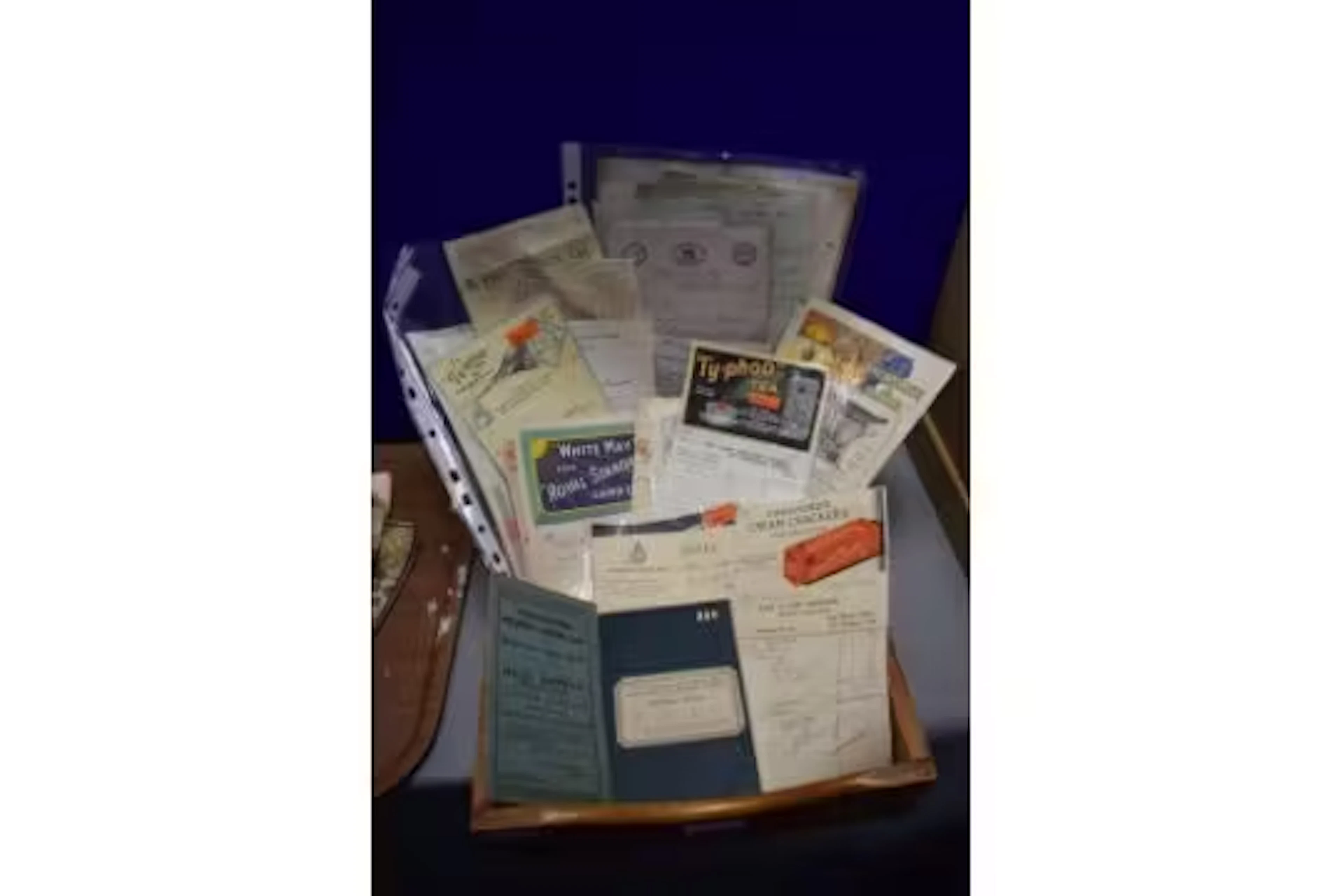 Ephemera, Advertising, Hull Letters, etc.