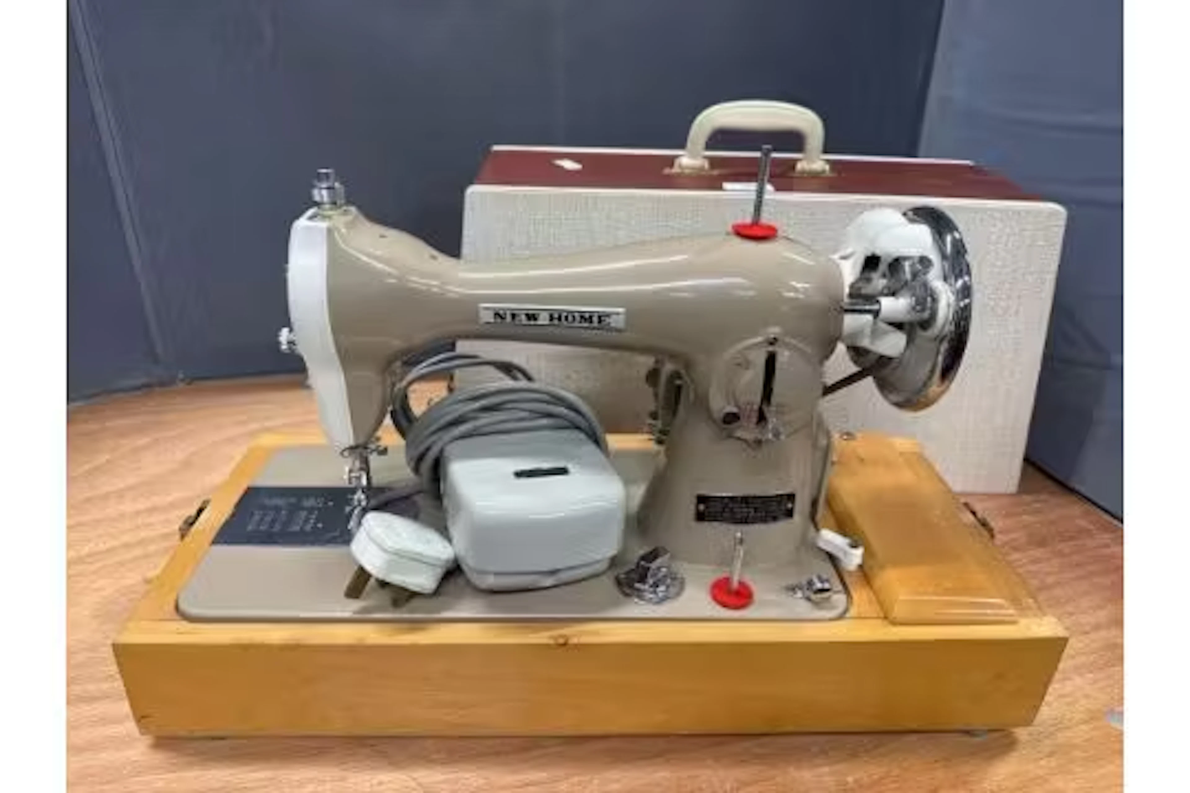 Vintage New Home sewing machine in case