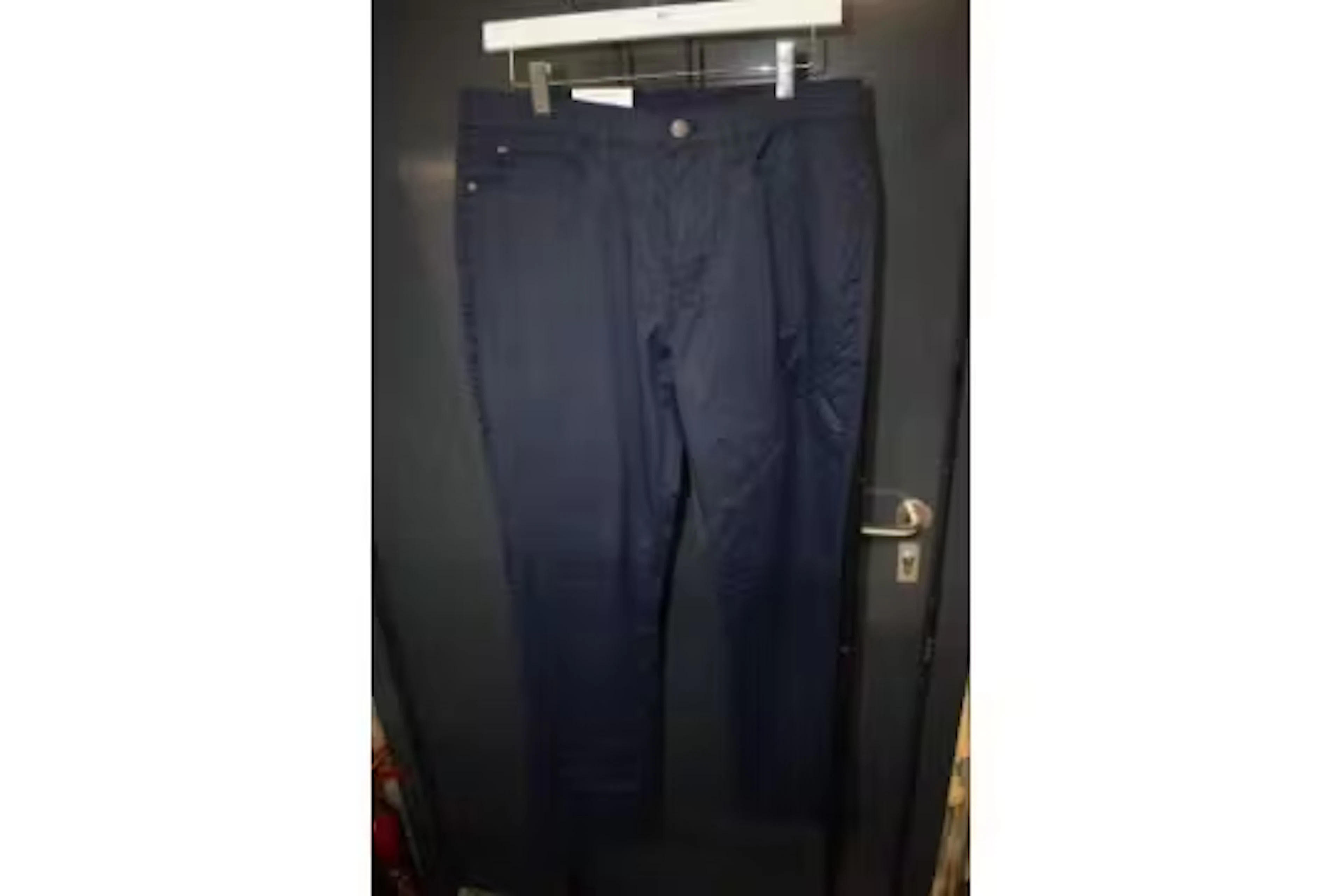 *English Laundry Men’s Navy Straight Leg Chinos Size: 32x32